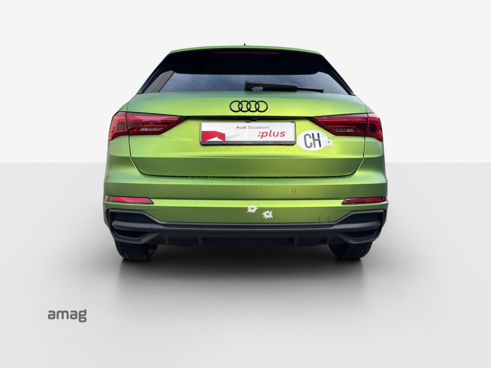 AUDI Q3 45 TFSI e S line S-tronic-image-4