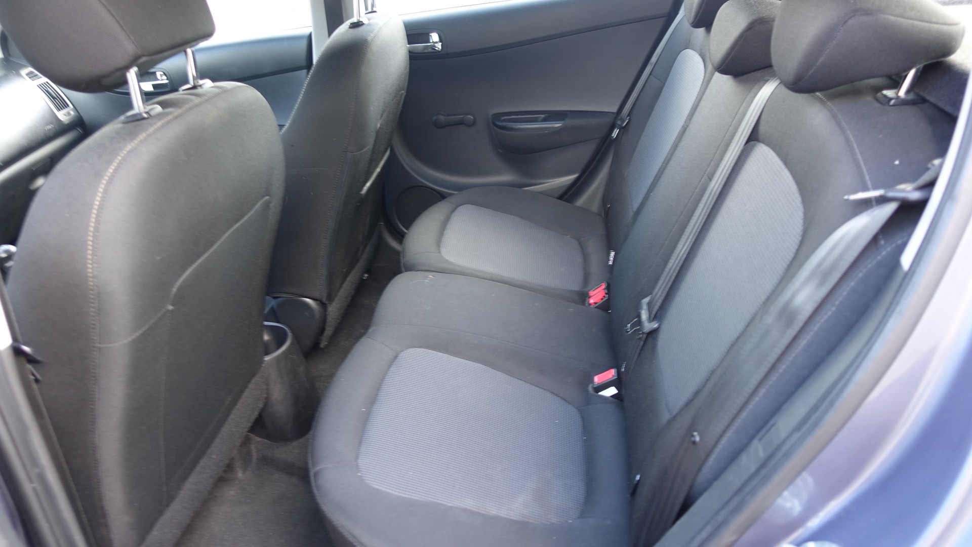 HYUNDAI i20 1.2 Comfort-image-4