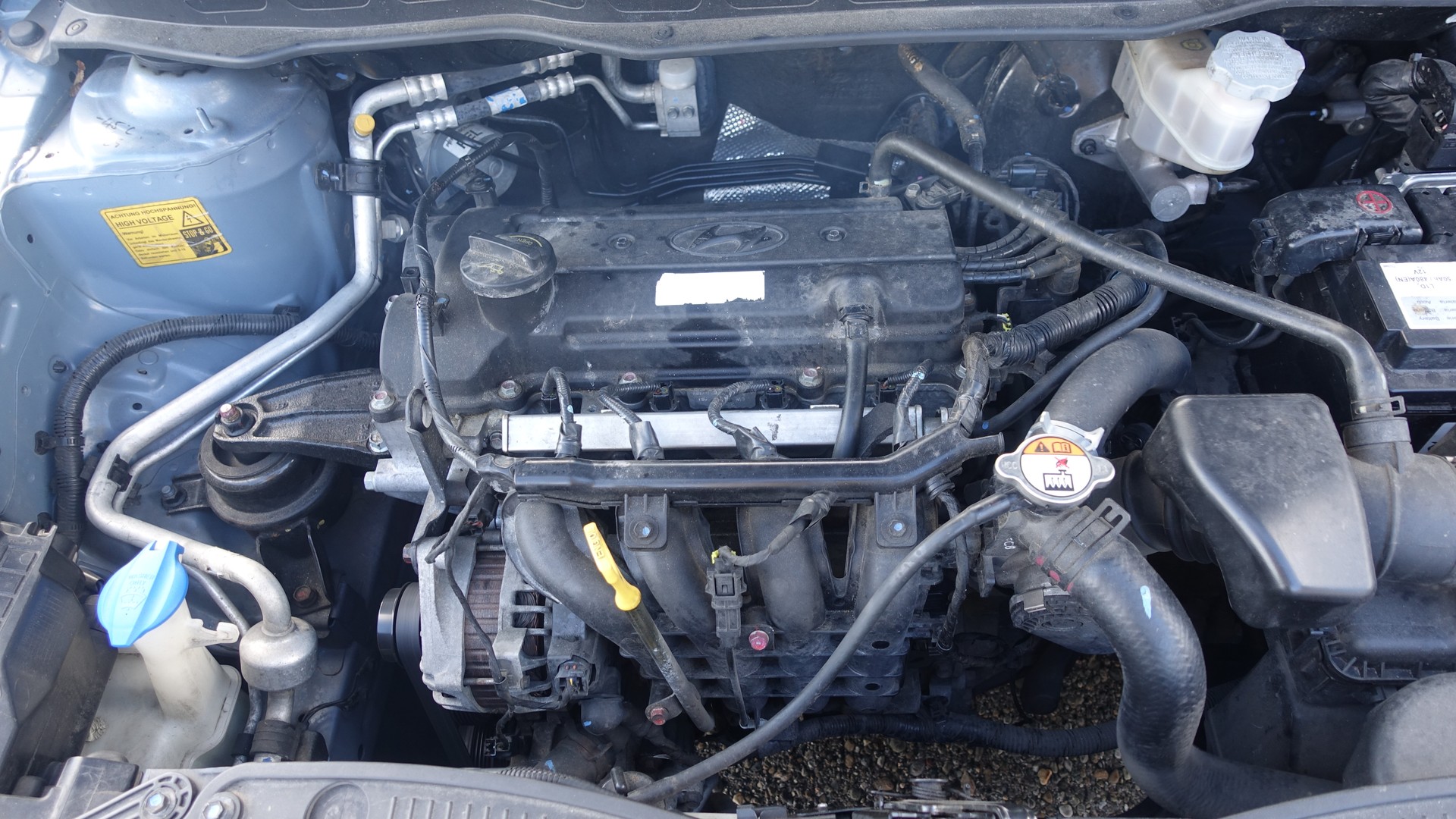 HYUNDAI i20 1.2 Comfort-image-13