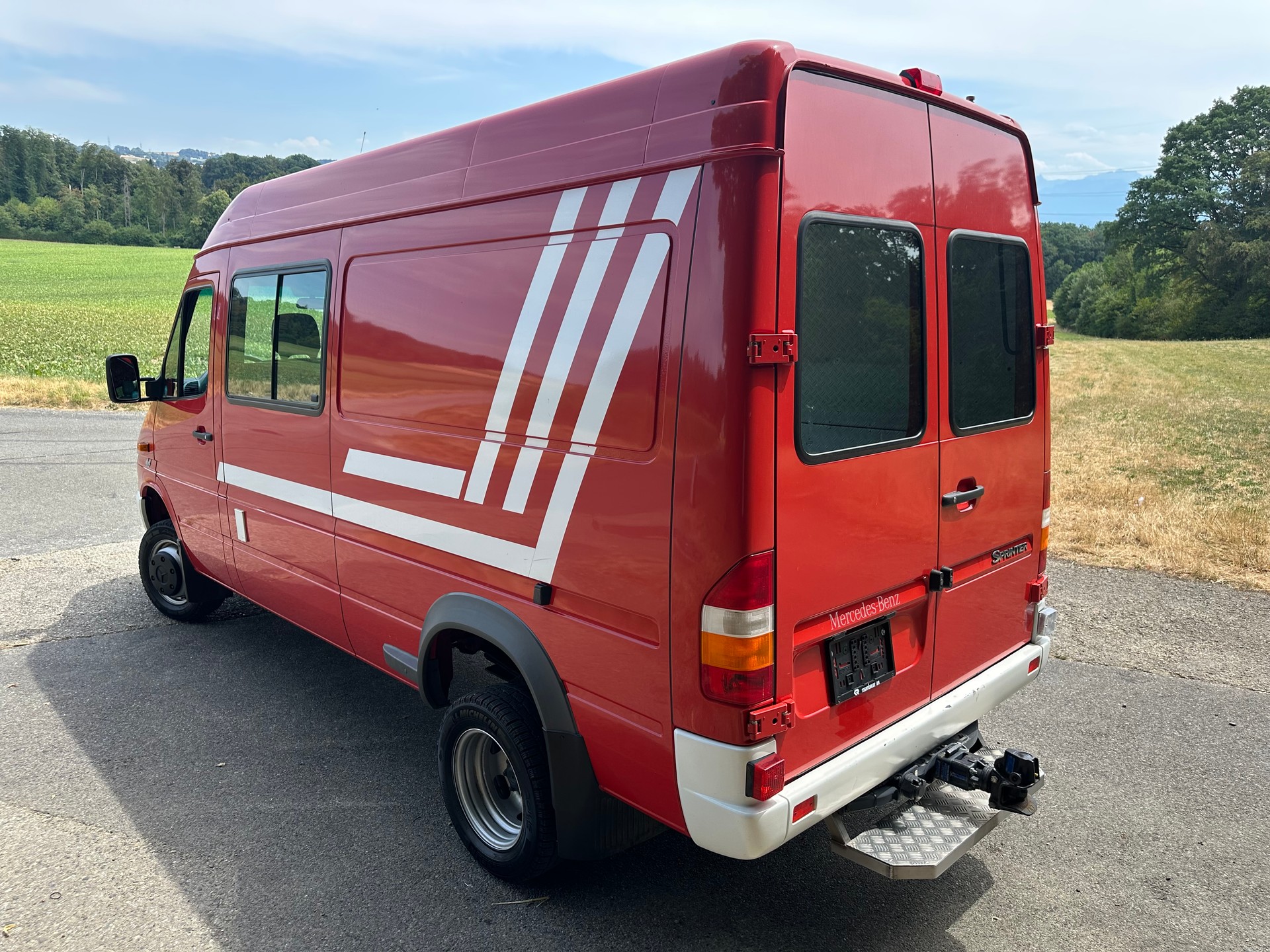MERCEDES-BENZ Sprinter-image-1