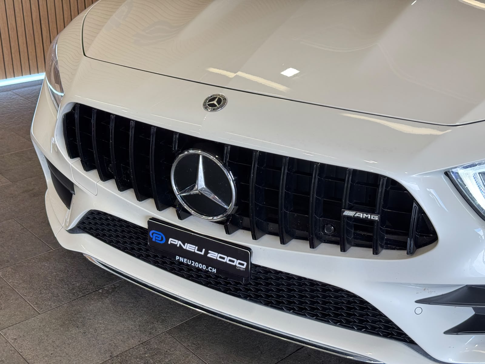MERCEDES-BENZ CLS 350 AMG Line 9G-Tronic-showroom-element-2