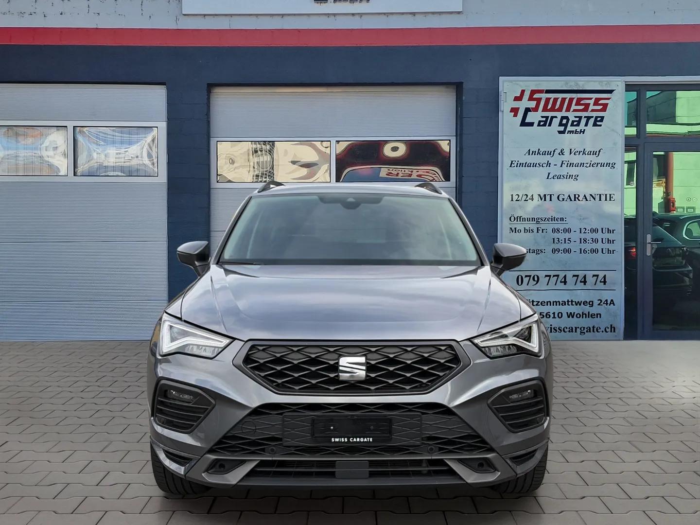 SEAT Ateca 2.0 TSI FR 4Drive DSG mit AHK & Panoramadach-showroom-element-1