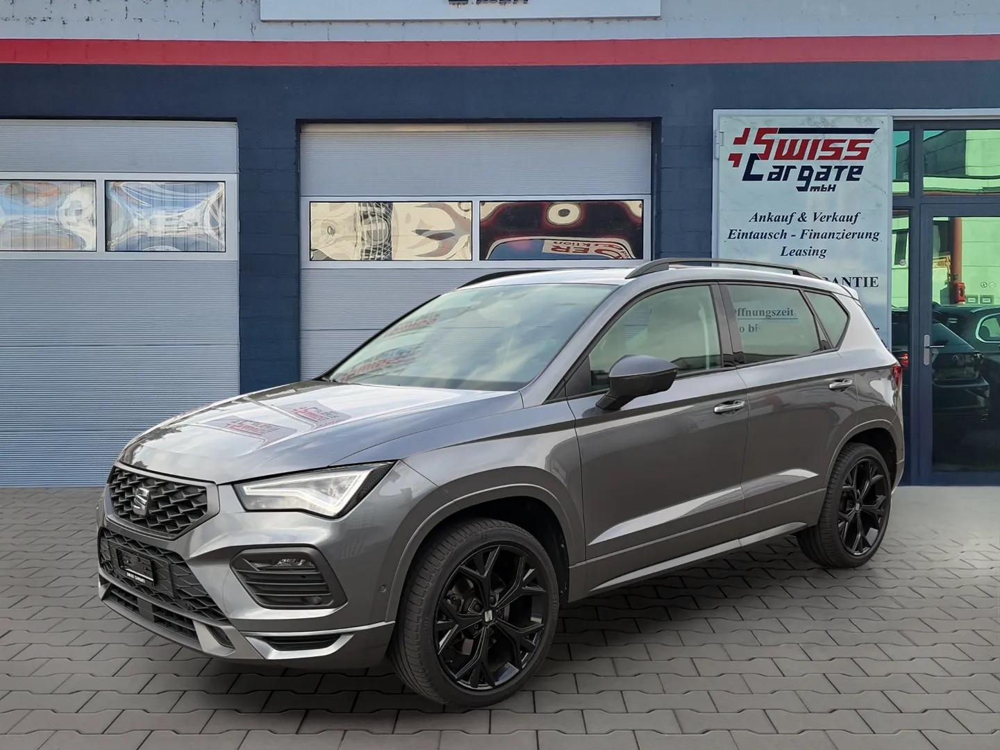 SEAT Ateca 2.0 TSI FR 4Drive DSG mit AHK & Panoramadach-showroom-element-2