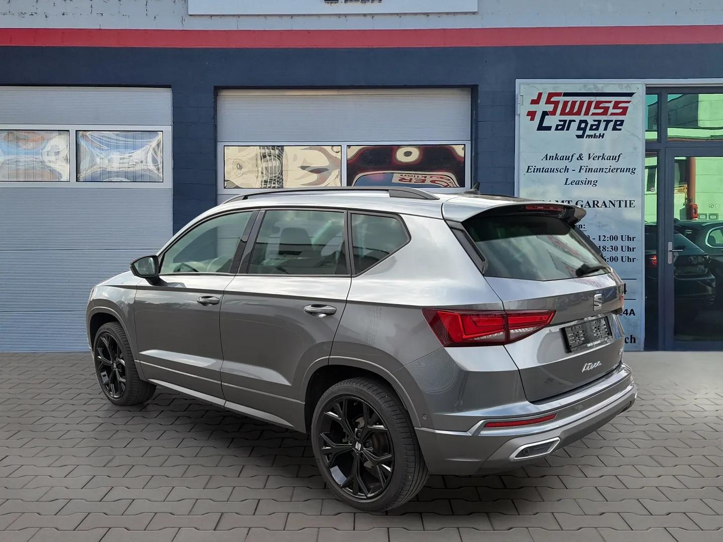 SEAT Ateca 2.0 TSI FR 4Drive DSG mit AHK & Panoramadach-image-4