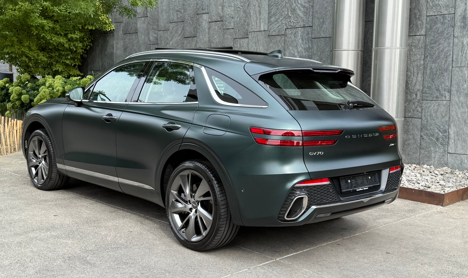 GENESIS GV70 2.5 TGDI Luxury AT8 AWD-image-2