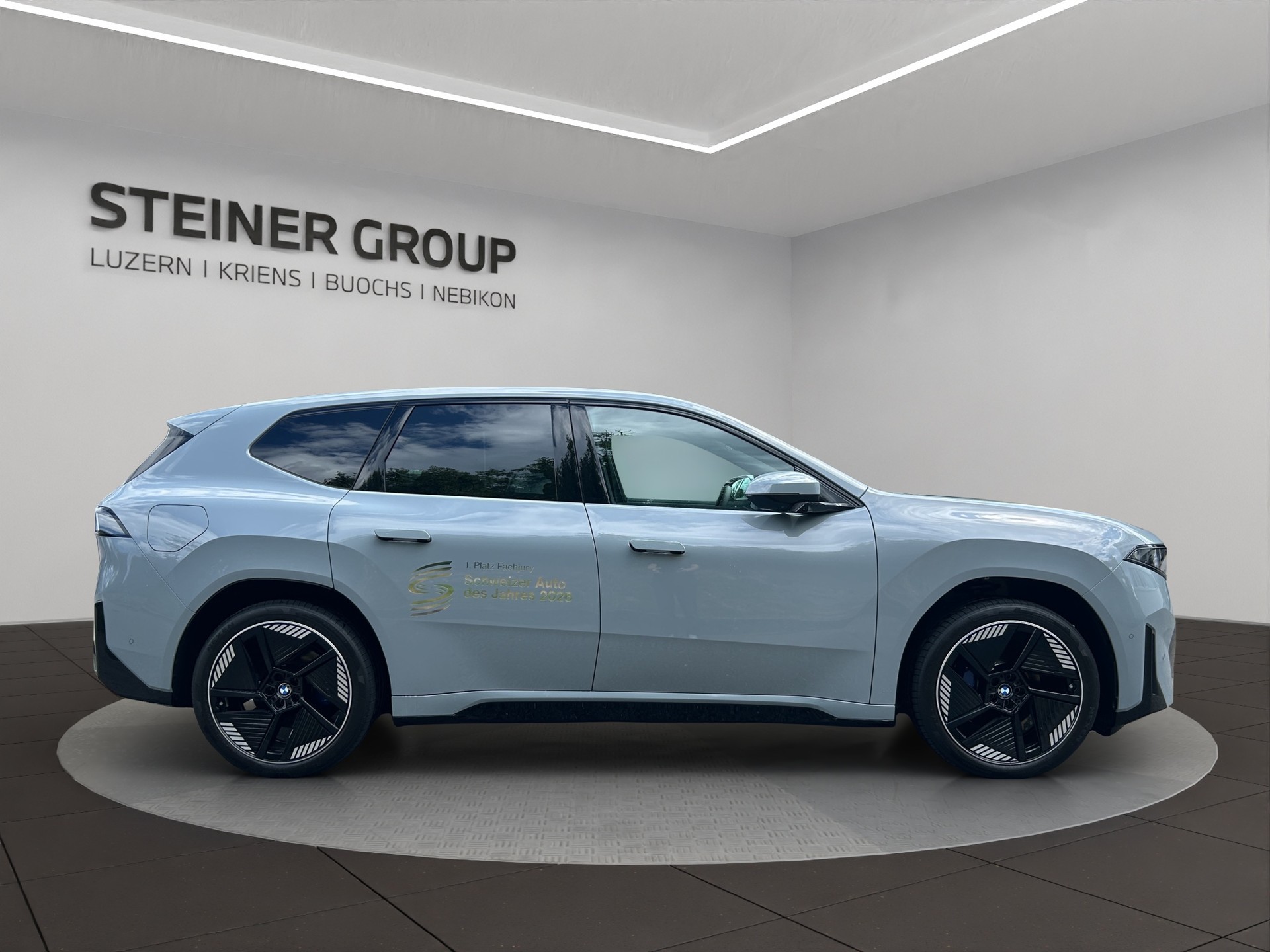 BMW iX3 50 xDrive M Sport-image-3