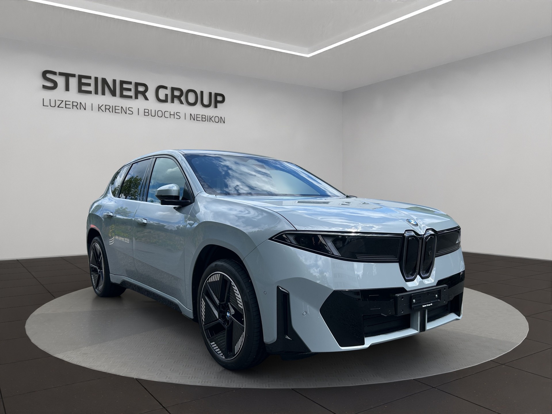BMW iX3 50 xDrive M Sport-image-2
