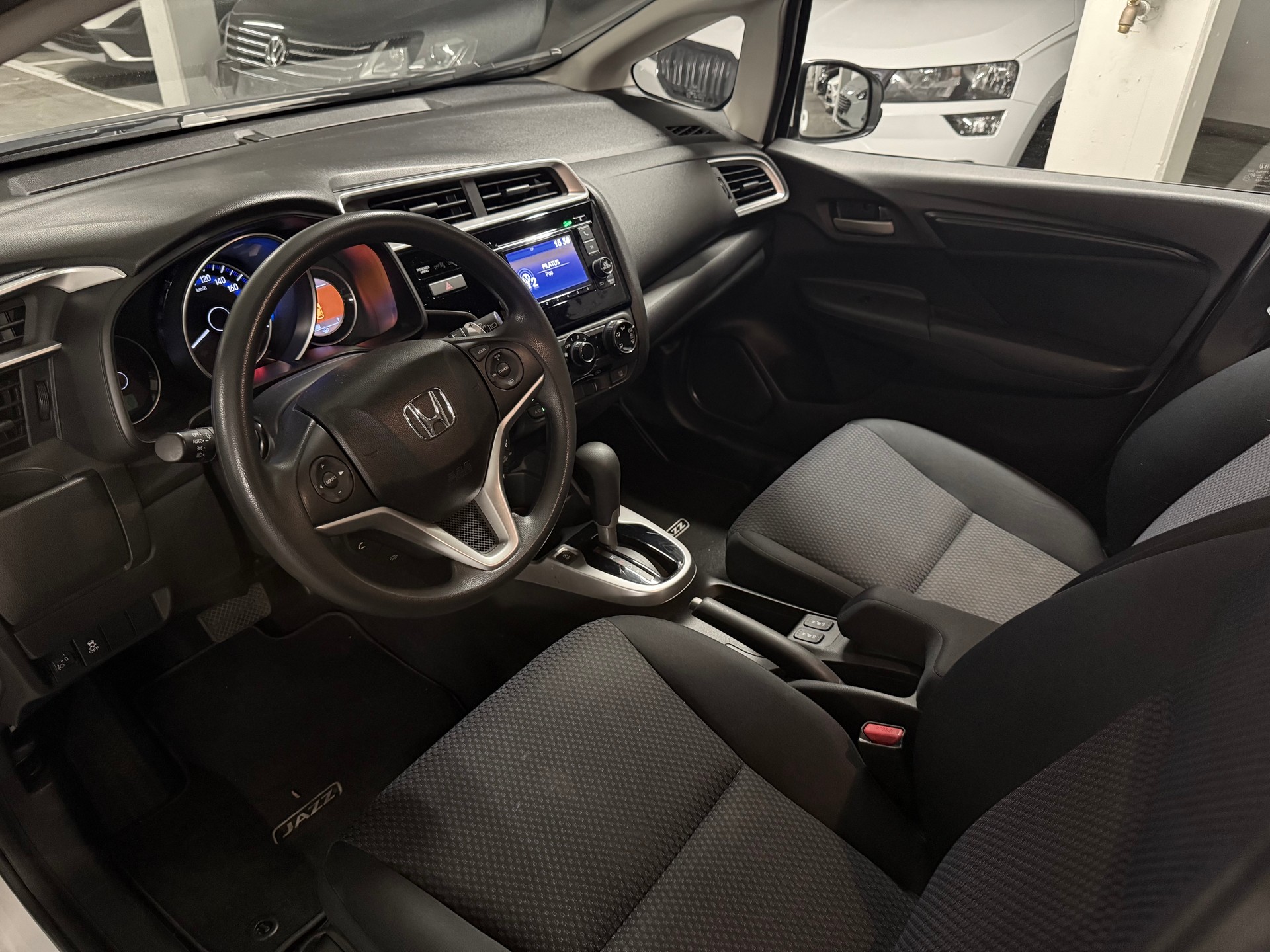 HONDA Jazz 1.3i-VTEC Trend CVT Sitzheizung, Automatik-image-7