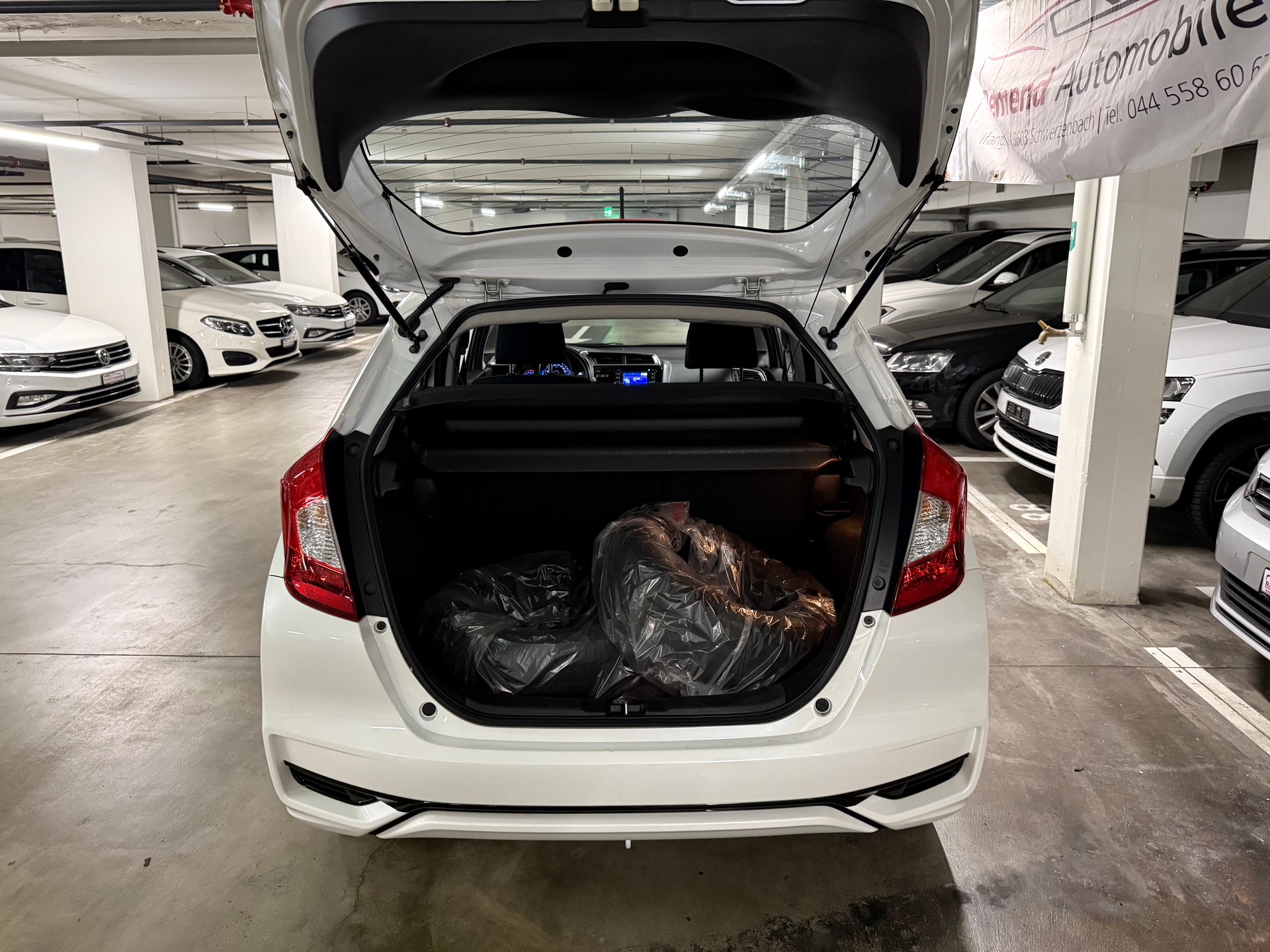 HONDA Jazz 1.3i-VTEC Trend CVT Sitzheizung, Automatik-image-5