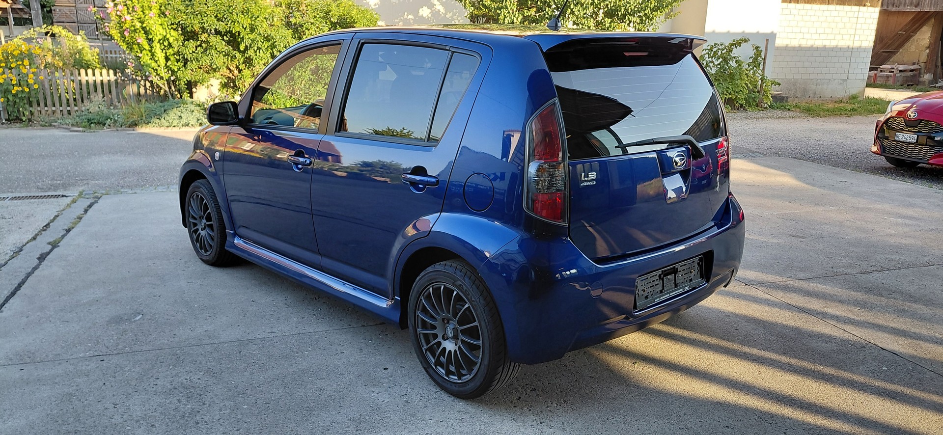 DAIHATSU Sirion 1.3 eco-4WD-image-2