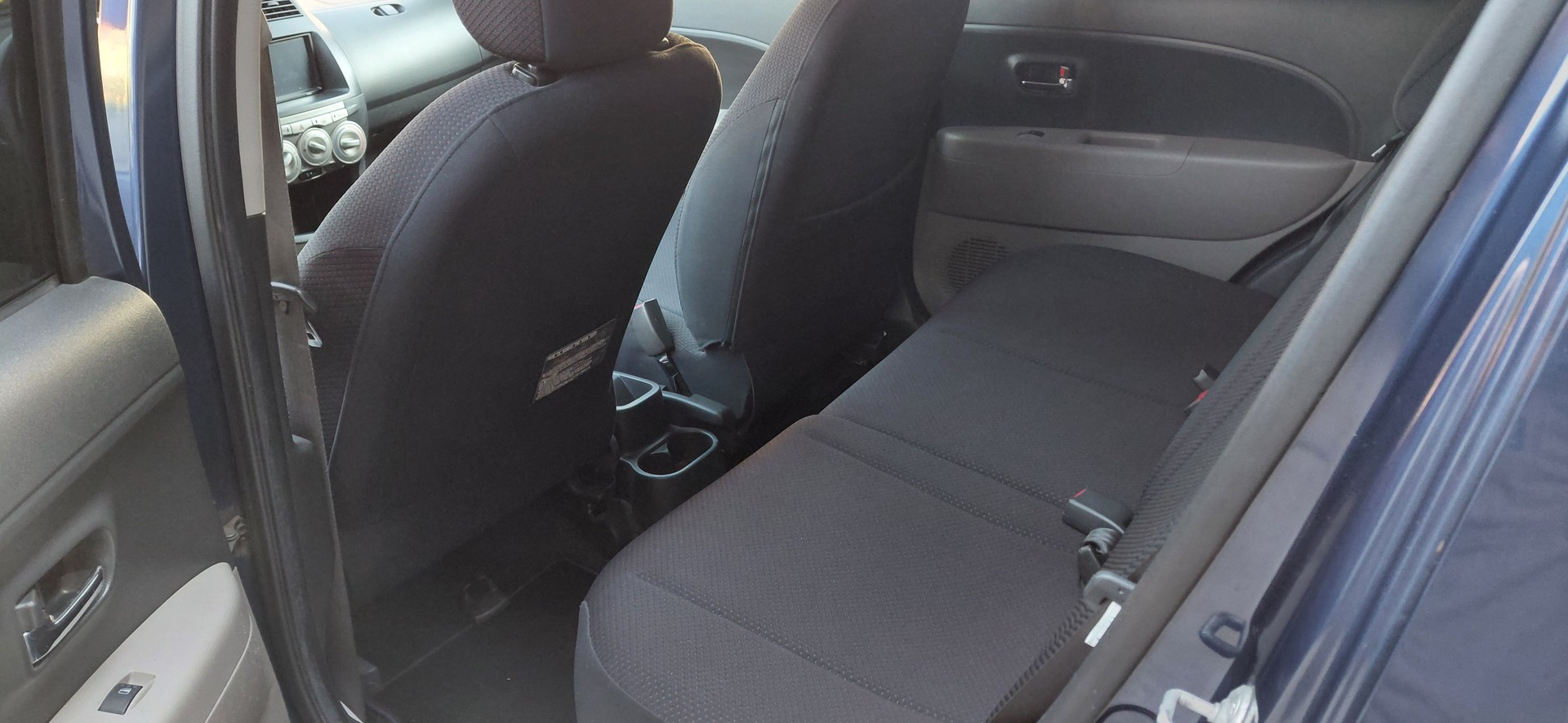 DAIHATSU Sirion 1.3 eco-4WD-image-8