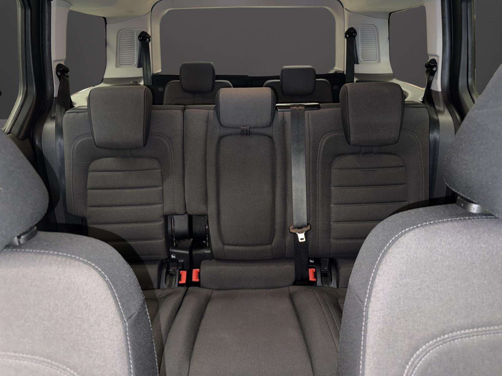 FORD Grand Tourneo Connect 1.5 EcoBlue Titanium-image-11