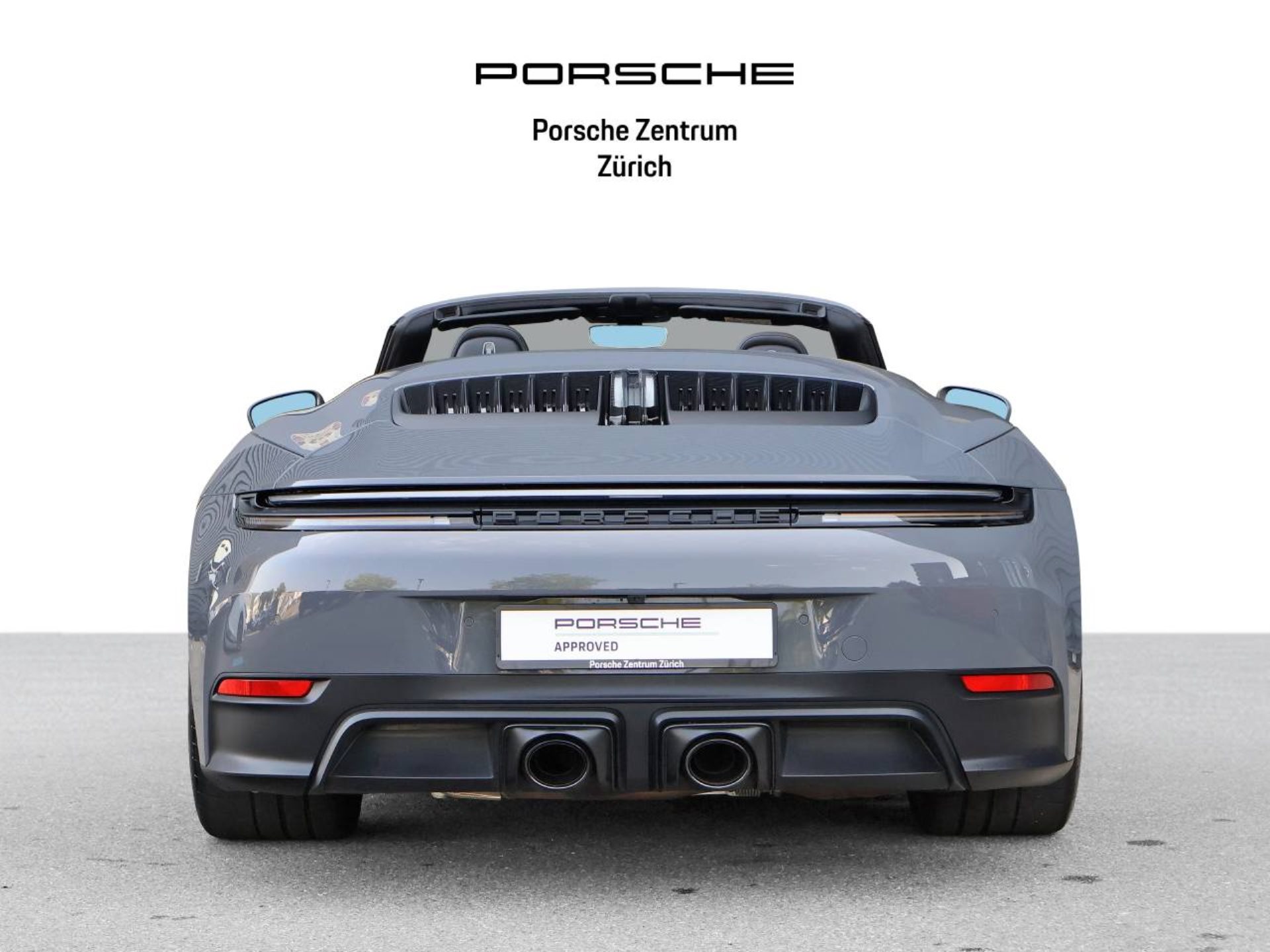 PORSCHE 911 Carrera 4 GTS Cabriolet-image-10