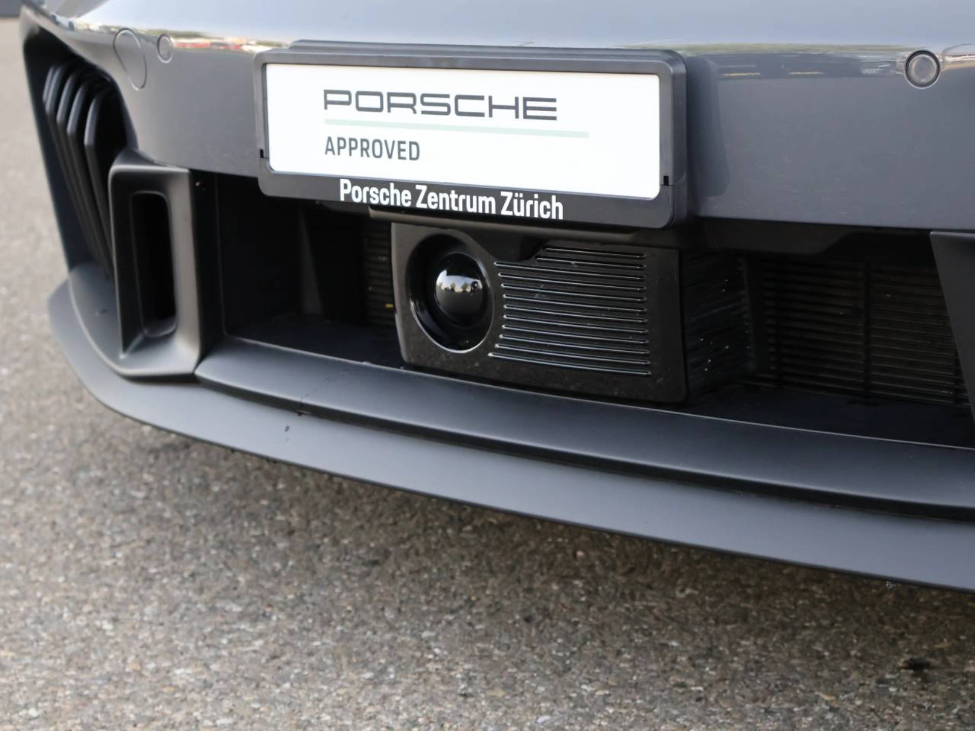 PORSCHE 911 Carrera 4 GTS Cabriolet-image-29