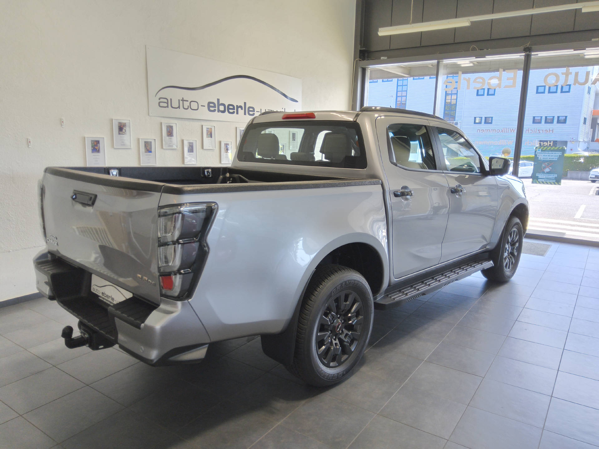 ISUZU D-Max Crew Pick-up 2.2 DDi Nitro Sport 4x4-image-5