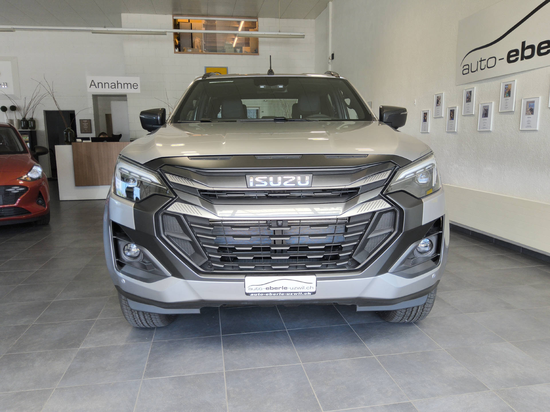 ISUZU D-Max Crew Pick-up 2.2 DDi Nitro Sport 4x4-image-2