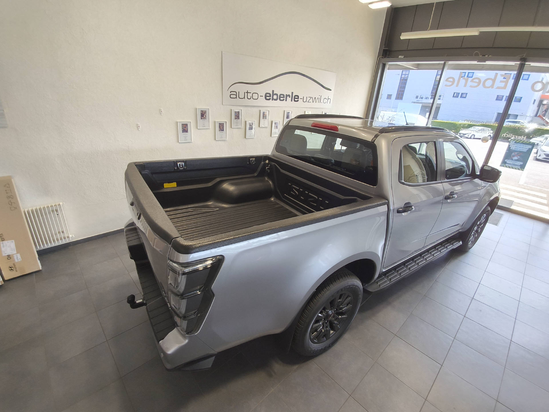 ISUZU D-Max Crew Pick-up 2.2 DDi Nitro Sport 4x4-image-8