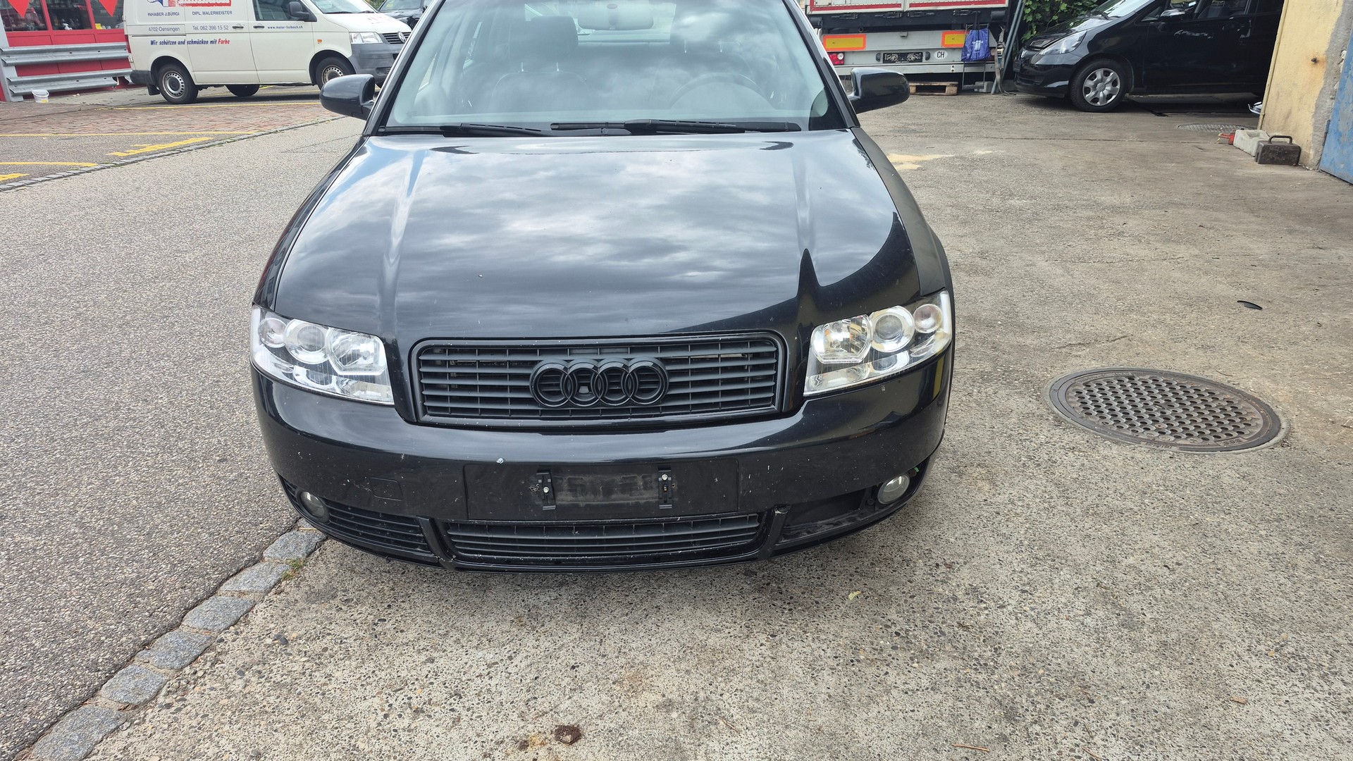 AUDI A4 1.8 T-image-1