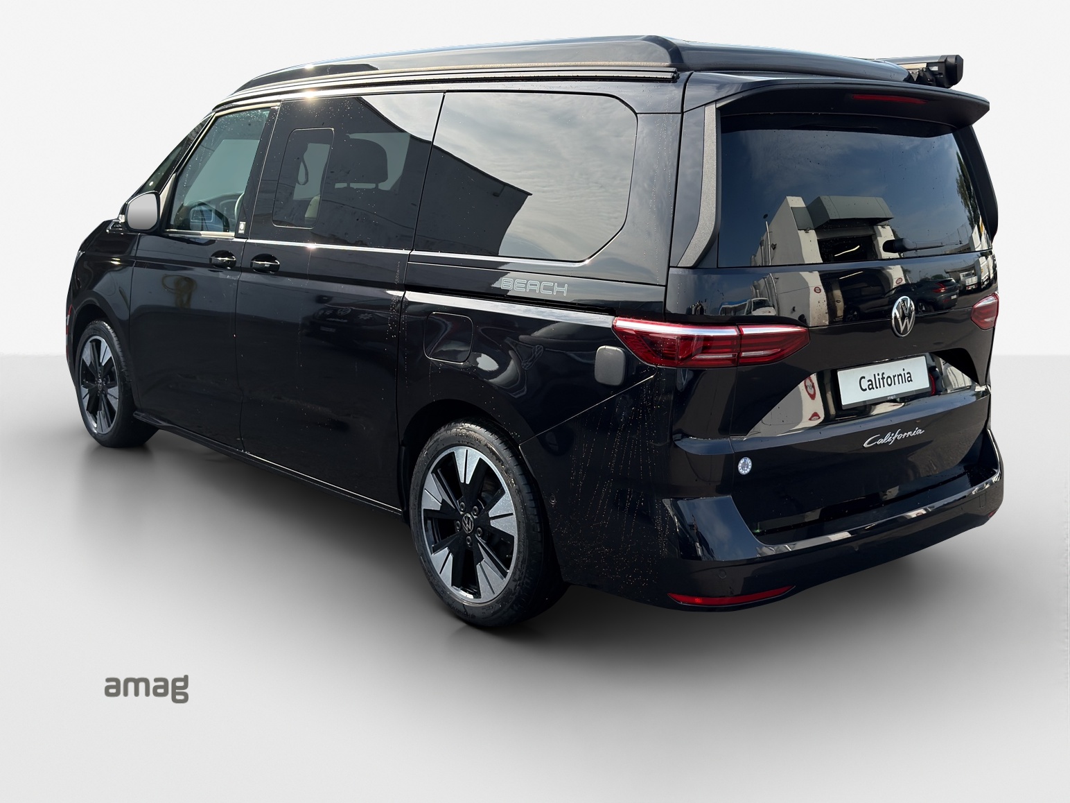 VW California 2.0 TSI Beach Tour-image-2