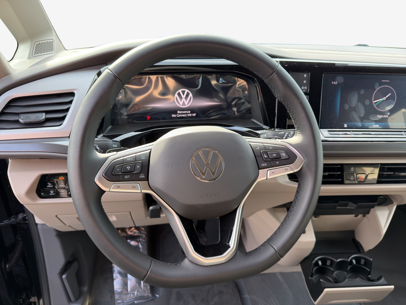 VW California 2.0 TSI Beach Tour-image-9