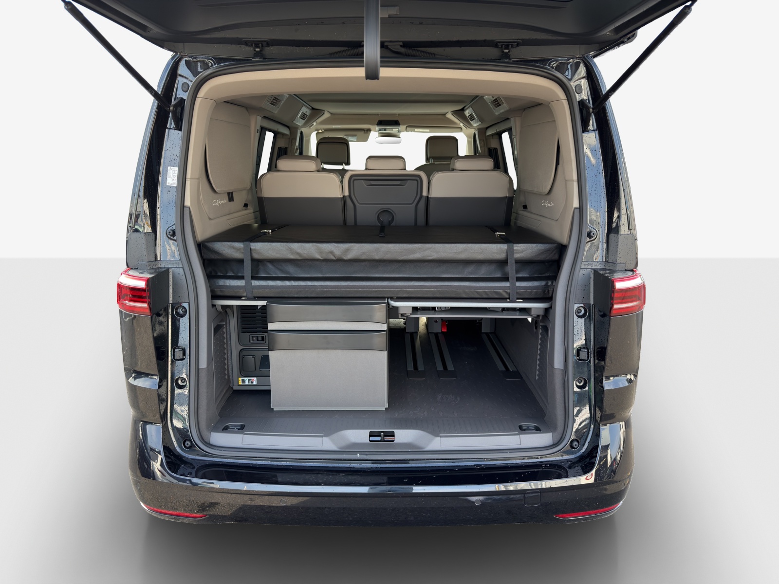 VW California 2.0 TSI Beach Tour-image-12