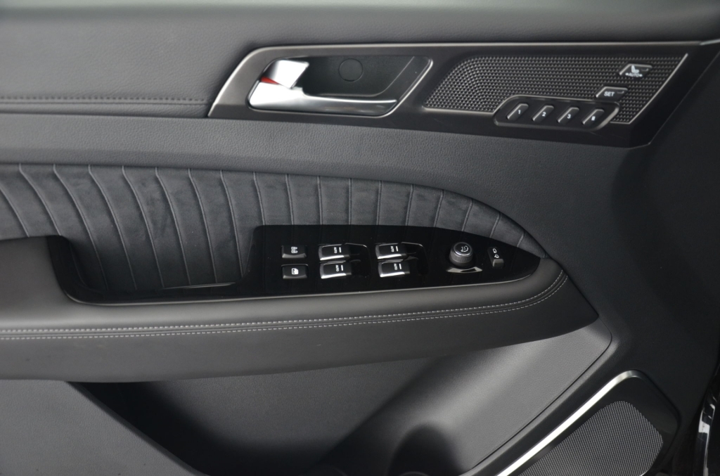 KGM-SsangYong Rexton 2.2 Sapphire 4WD-image-24