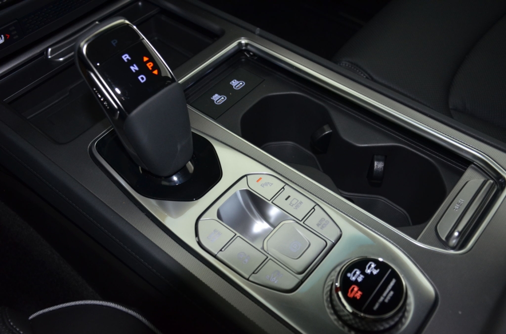 KGM-SsangYong Rexton 2.2 Sapphire 4WD-image-22