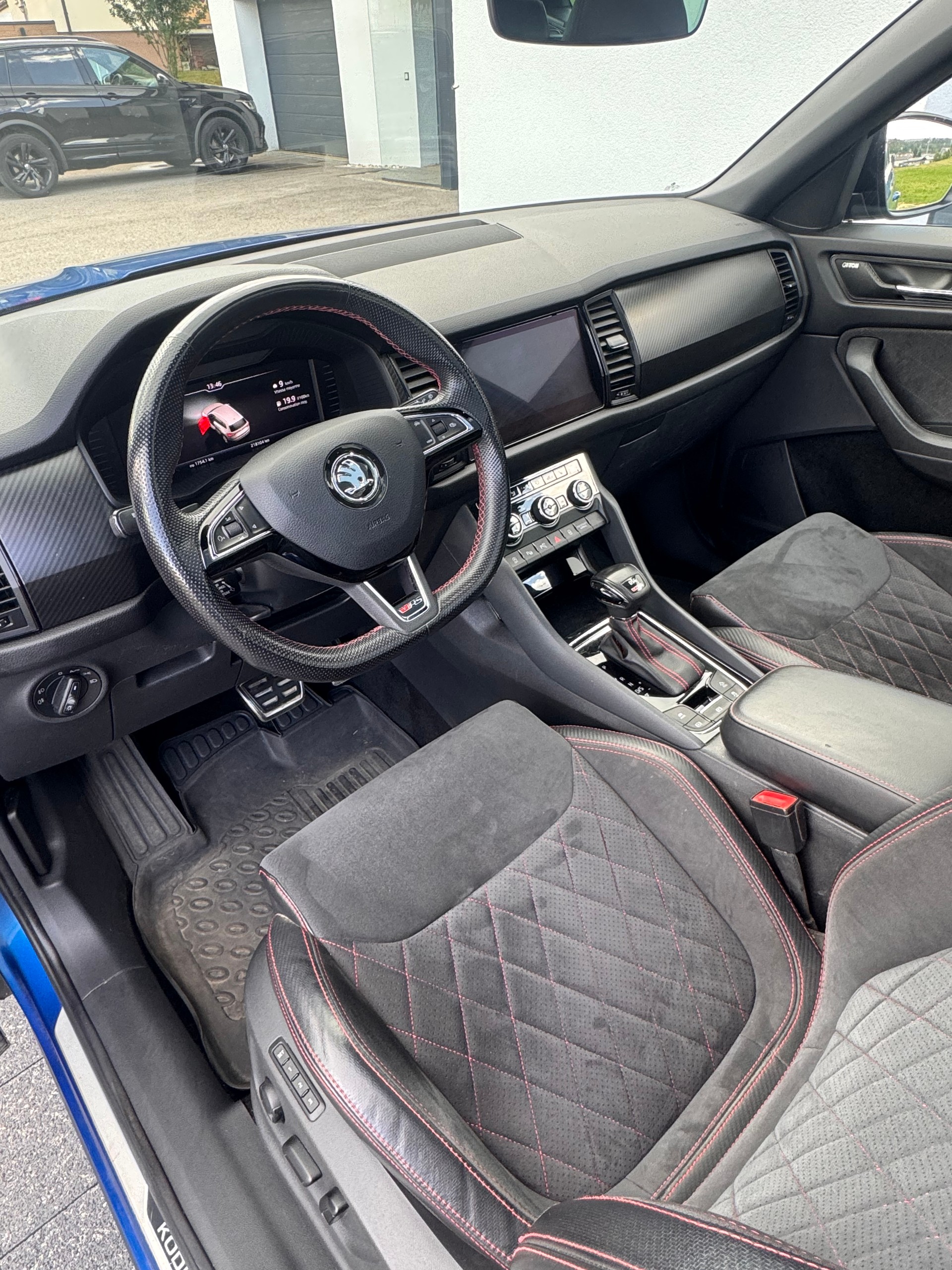 SKODA Kodiaq 2.0 Bi-TDI SCR RS 4x4 DSG-image-13