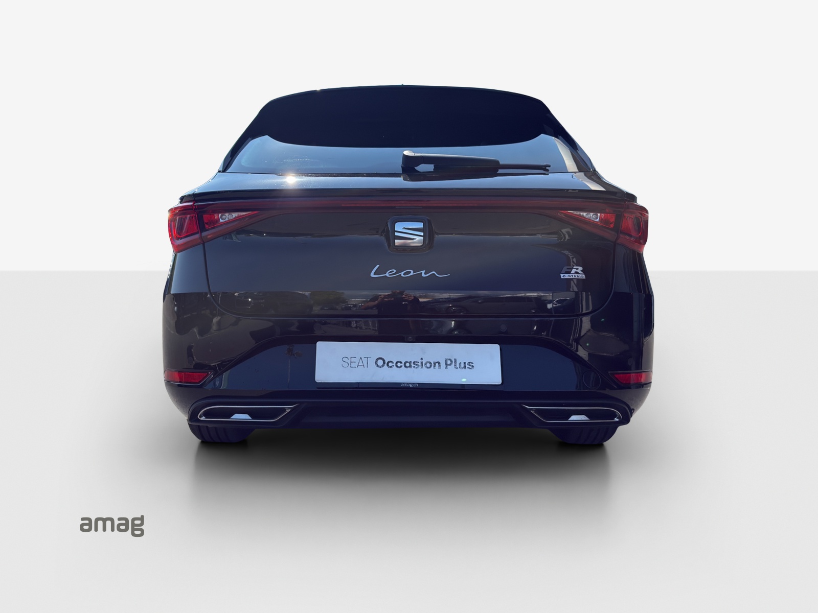 SEAT Leon ST 1.5 eHybrid pHEV DSG FR-image-4