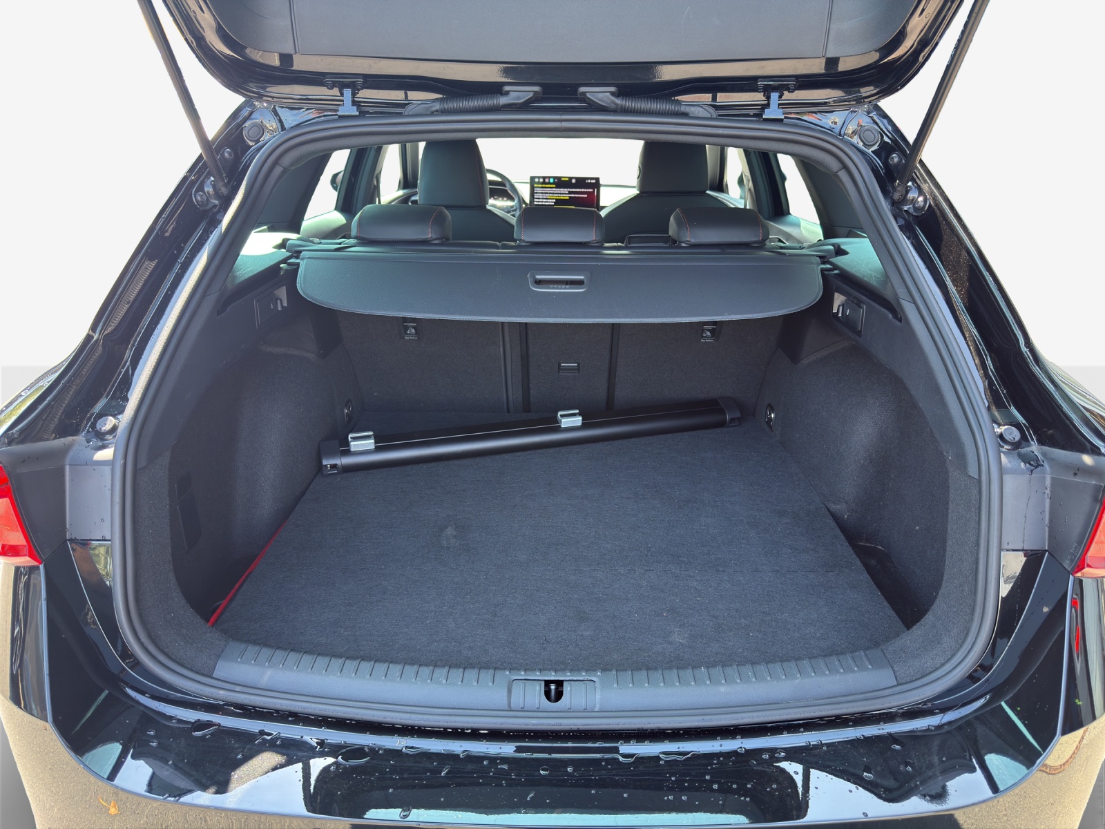 SEAT Leon ST 1.5 eHybrid pHEV DSG FR-image-13