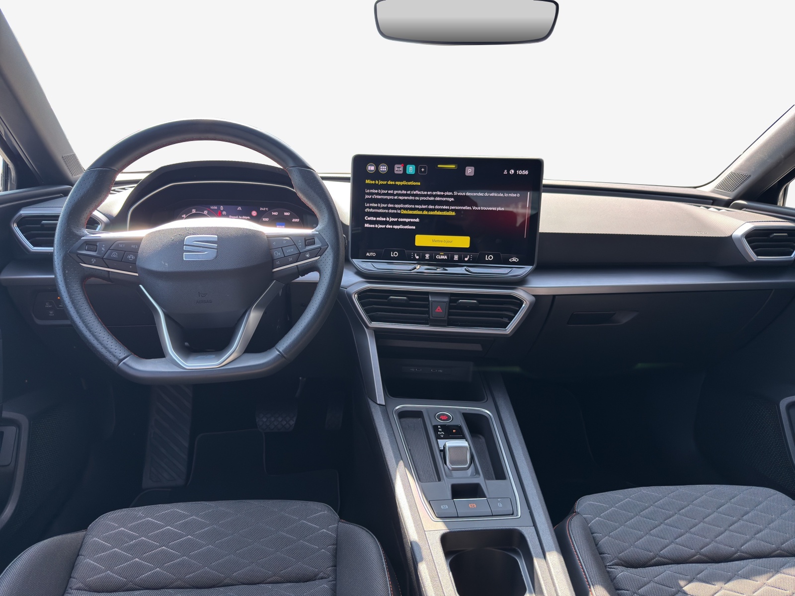 SEAT Leon ST 1.5 eHybrid pHEV DSG FR-image-9