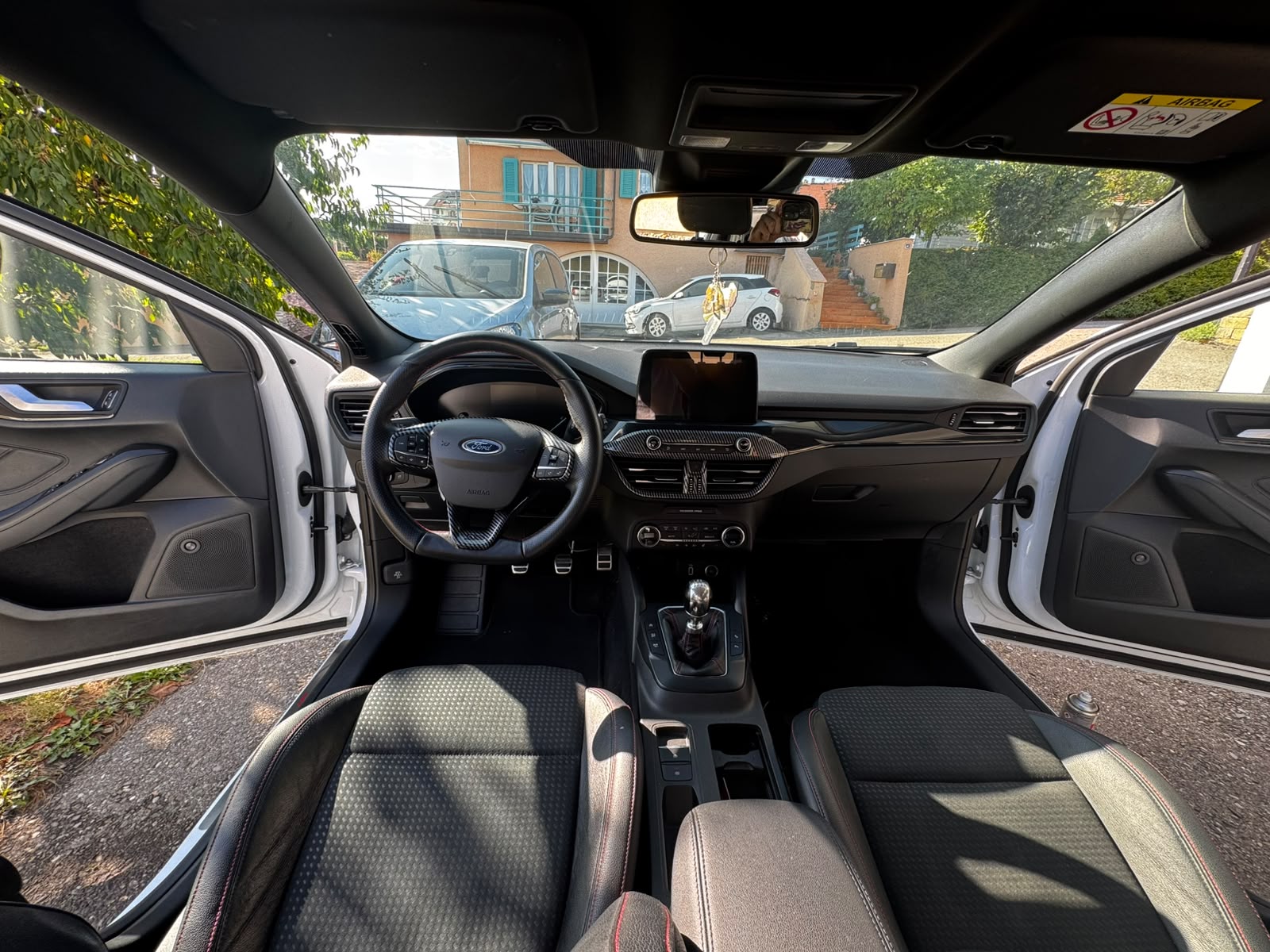 FORD 1.0i EcoB 125 ST-Line-image-5