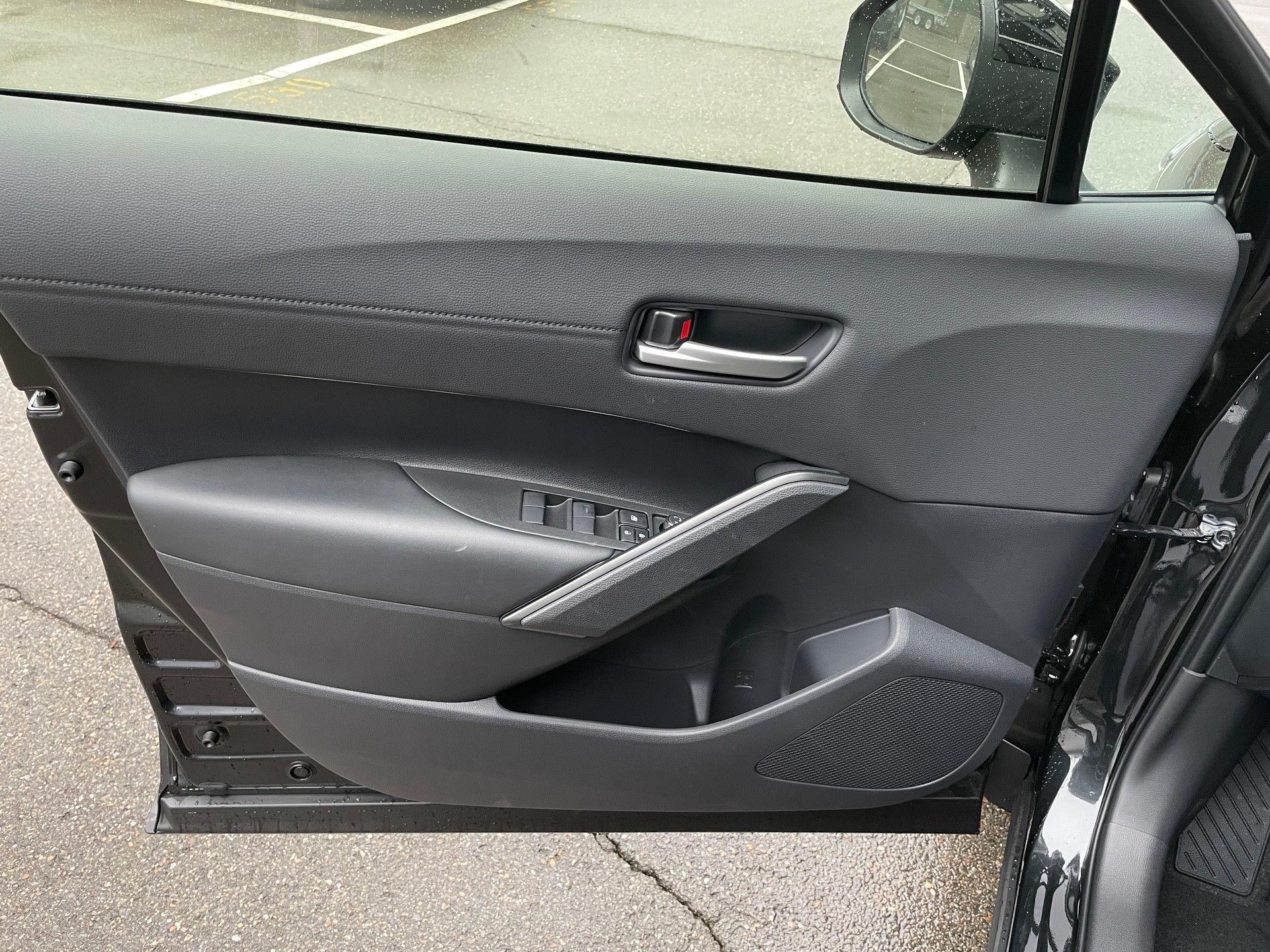 TOYOTA Corolla Cross 2.0 4WD Trend e-CVT-image-9