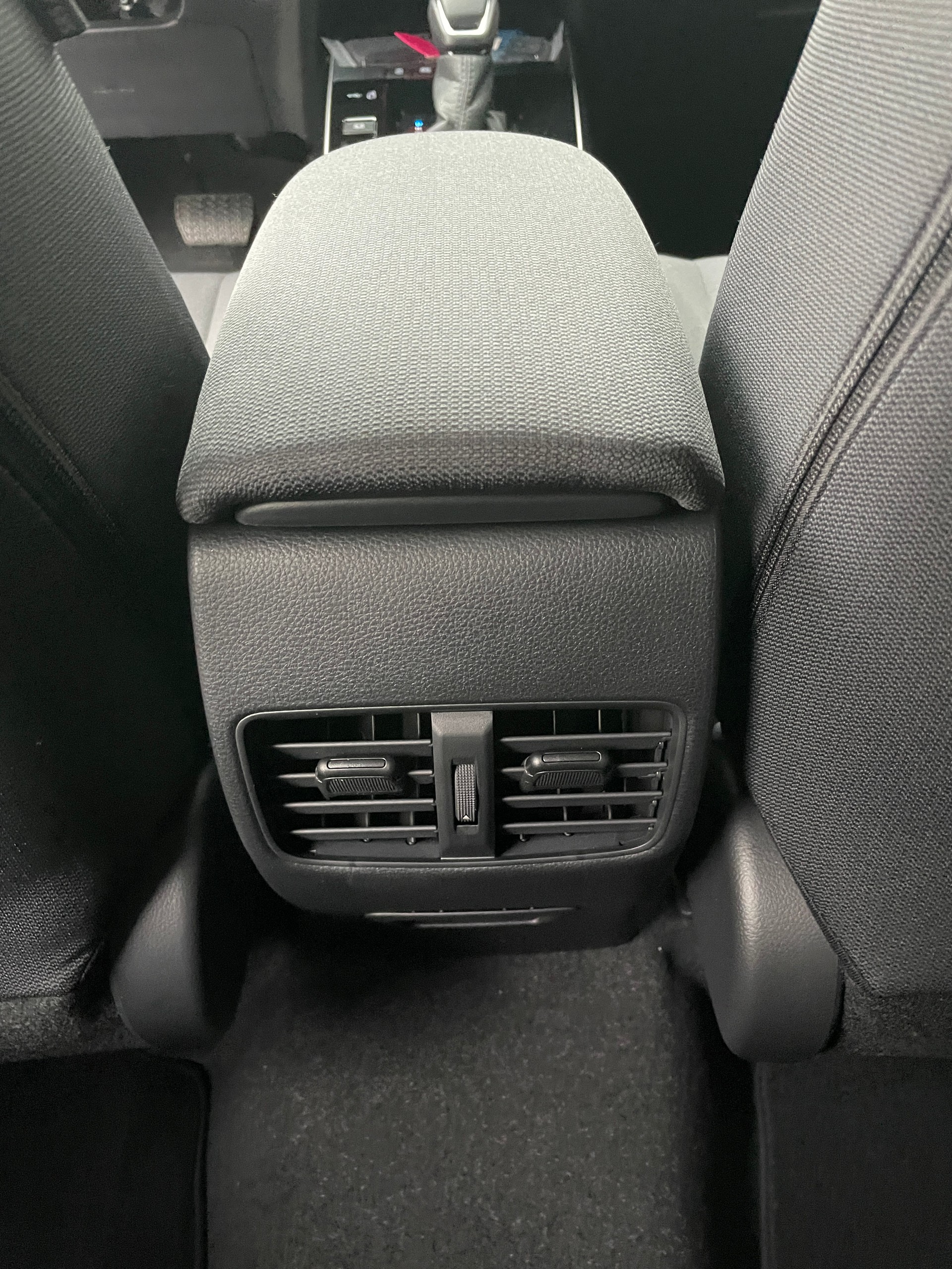 TOYOTA Corolla Cross 2.0 4WD Trend e-CVT-image-16