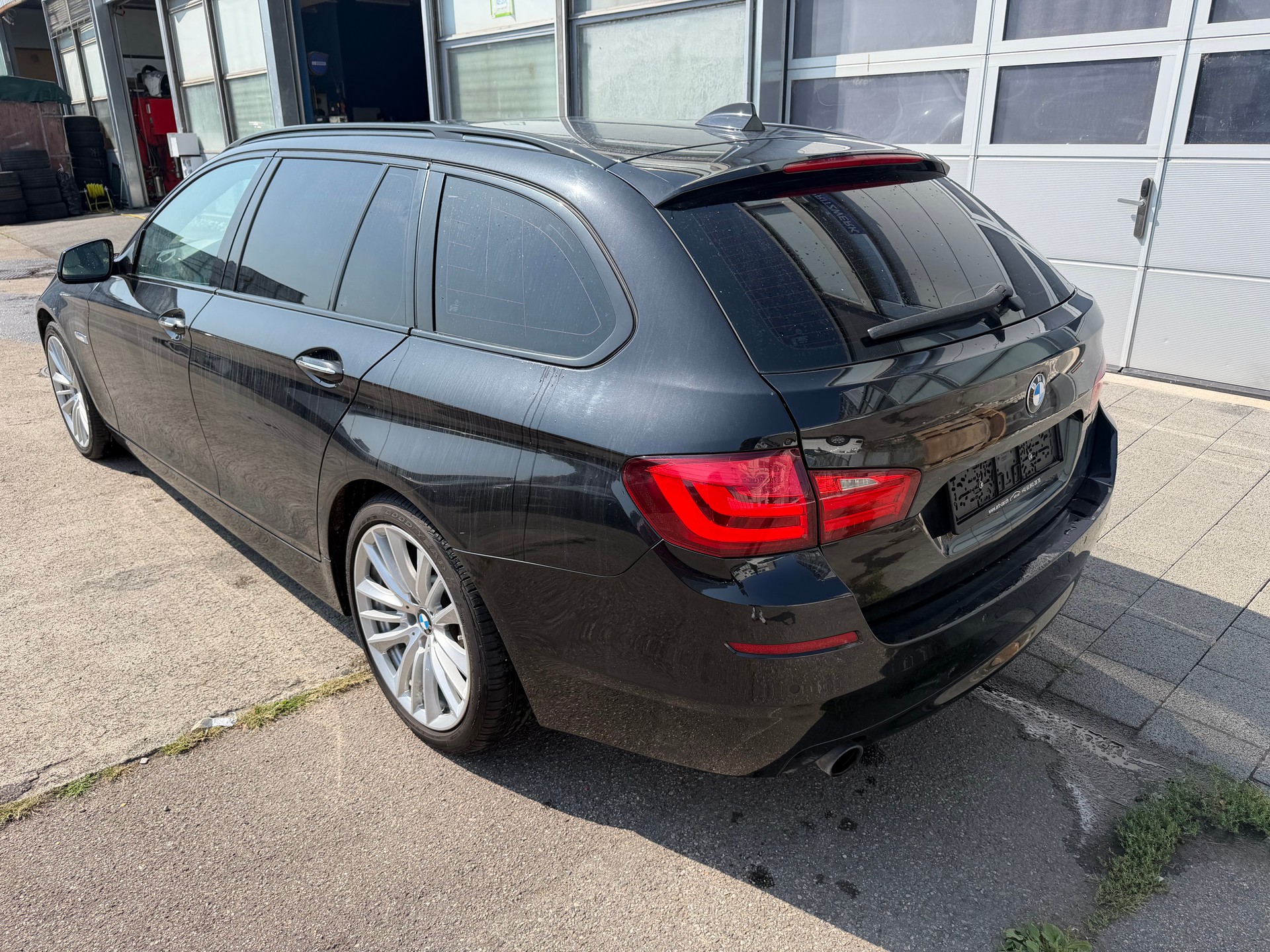 BMW 535i Touring Steptronic-image-4