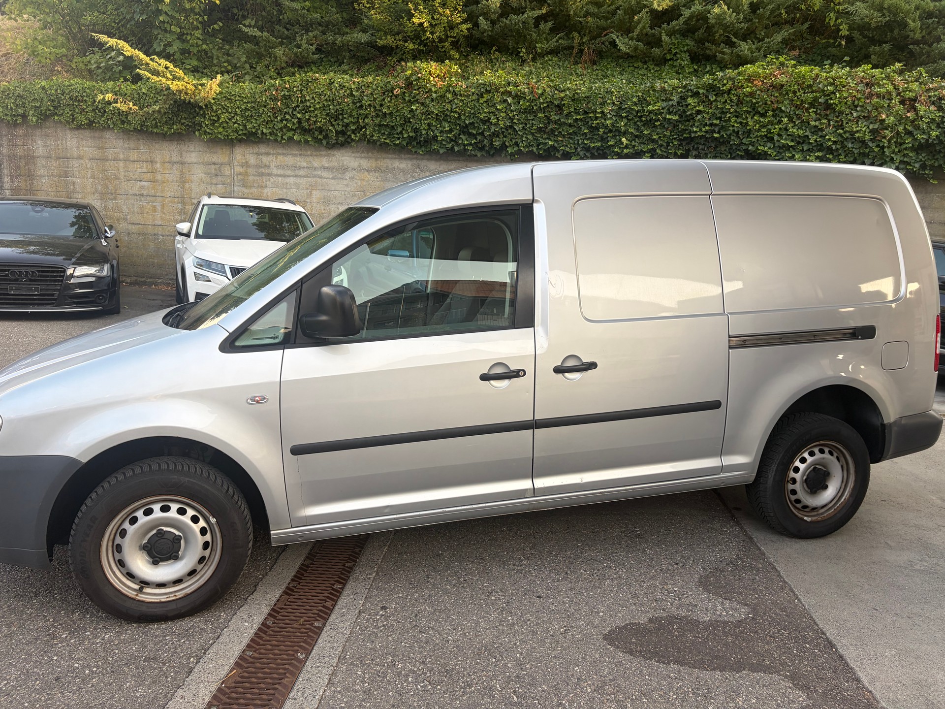 VW Caddy Maxi 1.9TDI 4MOTION FRISCH AB MFK ! ! !-image-3