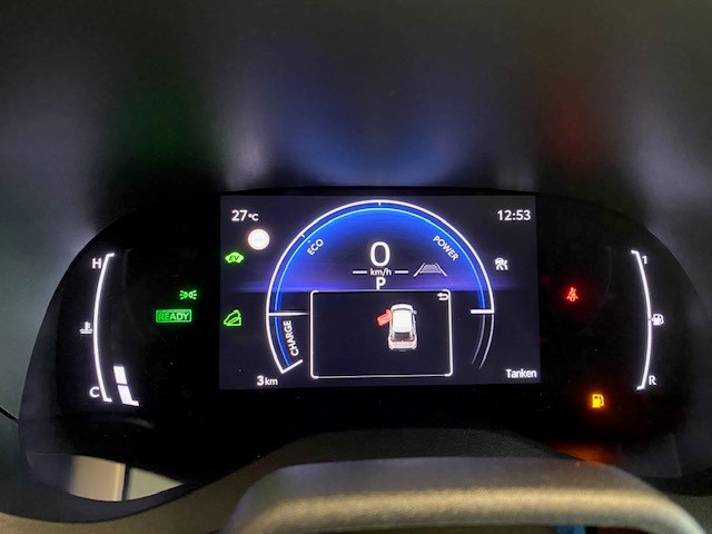 TOYOTA Yaris Cross 1.5 VVT-i HSD Trend AWD-i-image-8