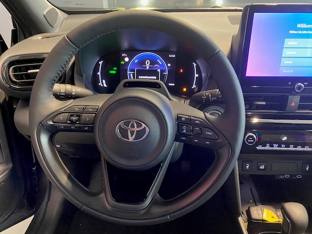 TOYOTA Yaris Cross 1.5 VVT-i HSD Trend AWD-i-image-3
