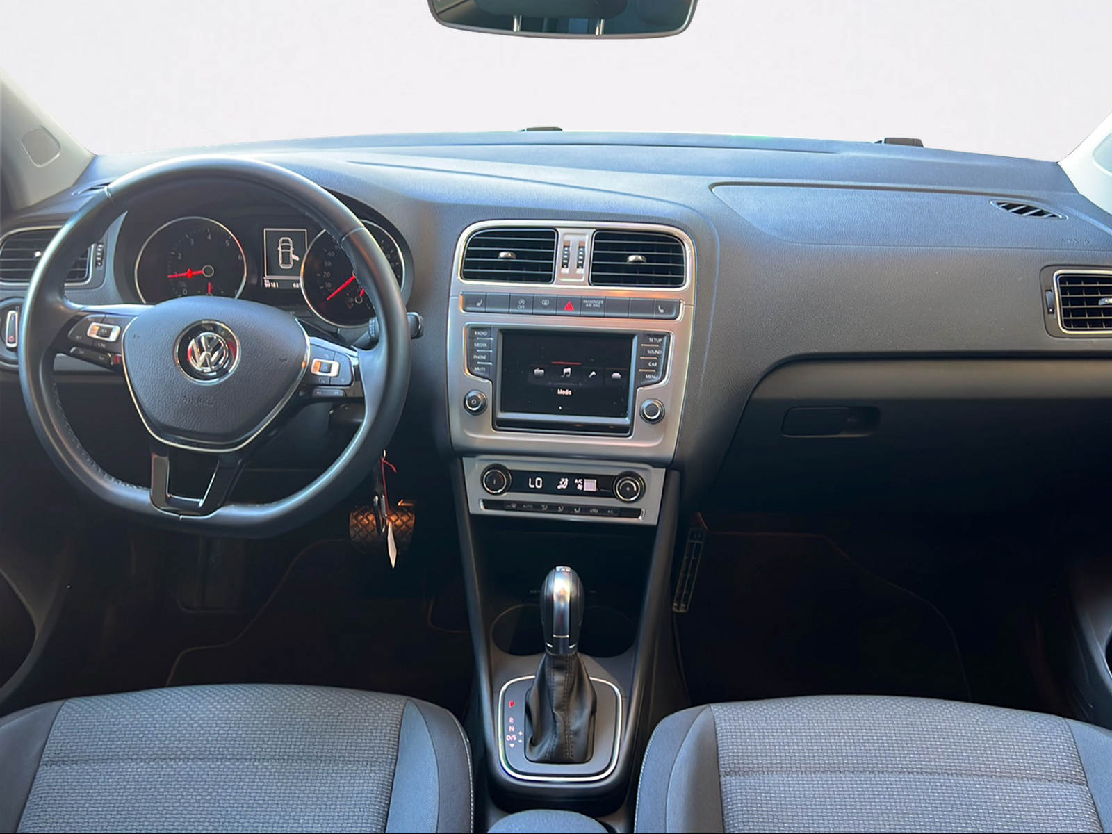 VW Polo 1.0 TSI BMT Highline DSG-image-5