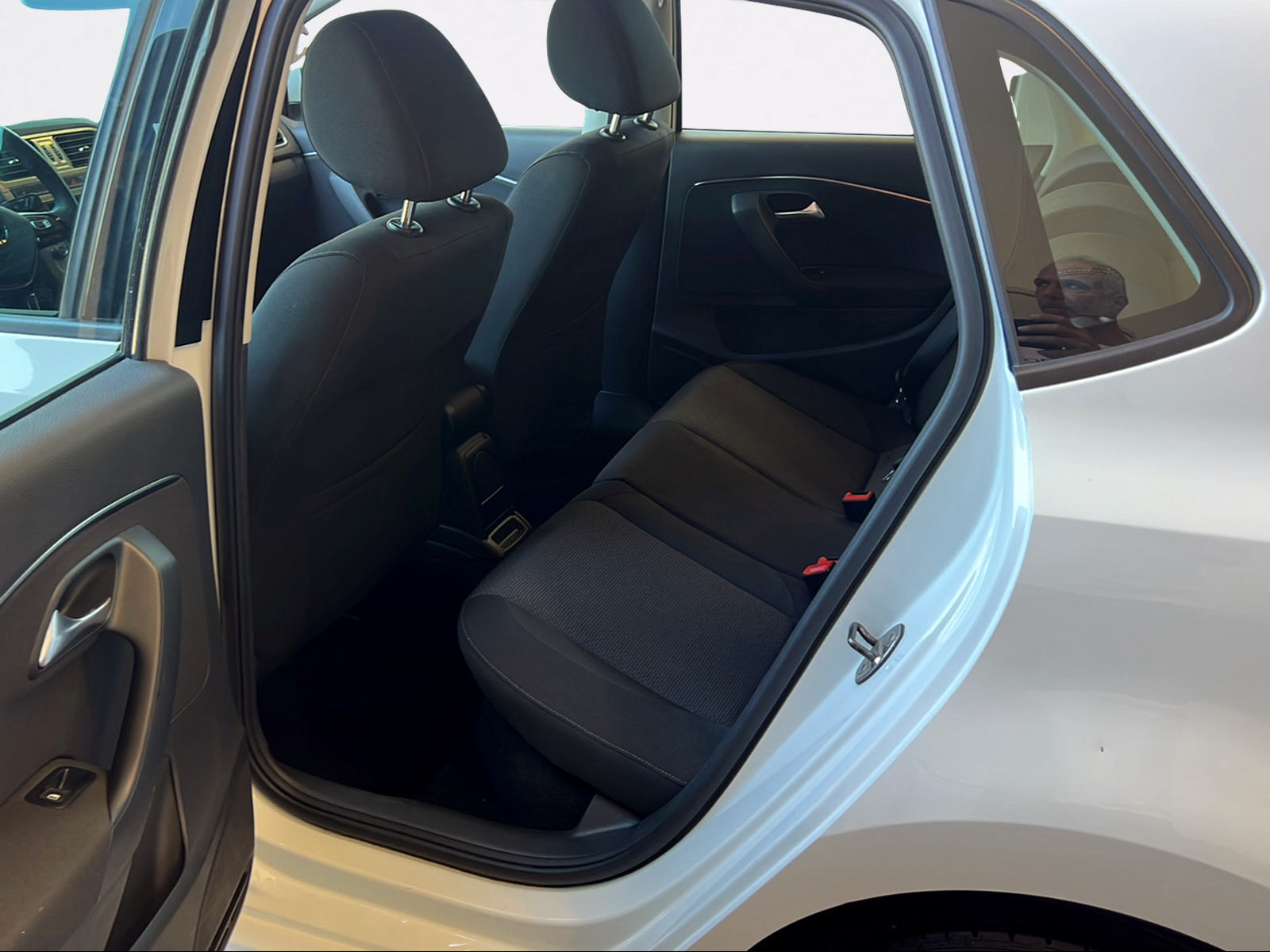 VW Polo 1.0 TSI BMT Highline DSG-image-8