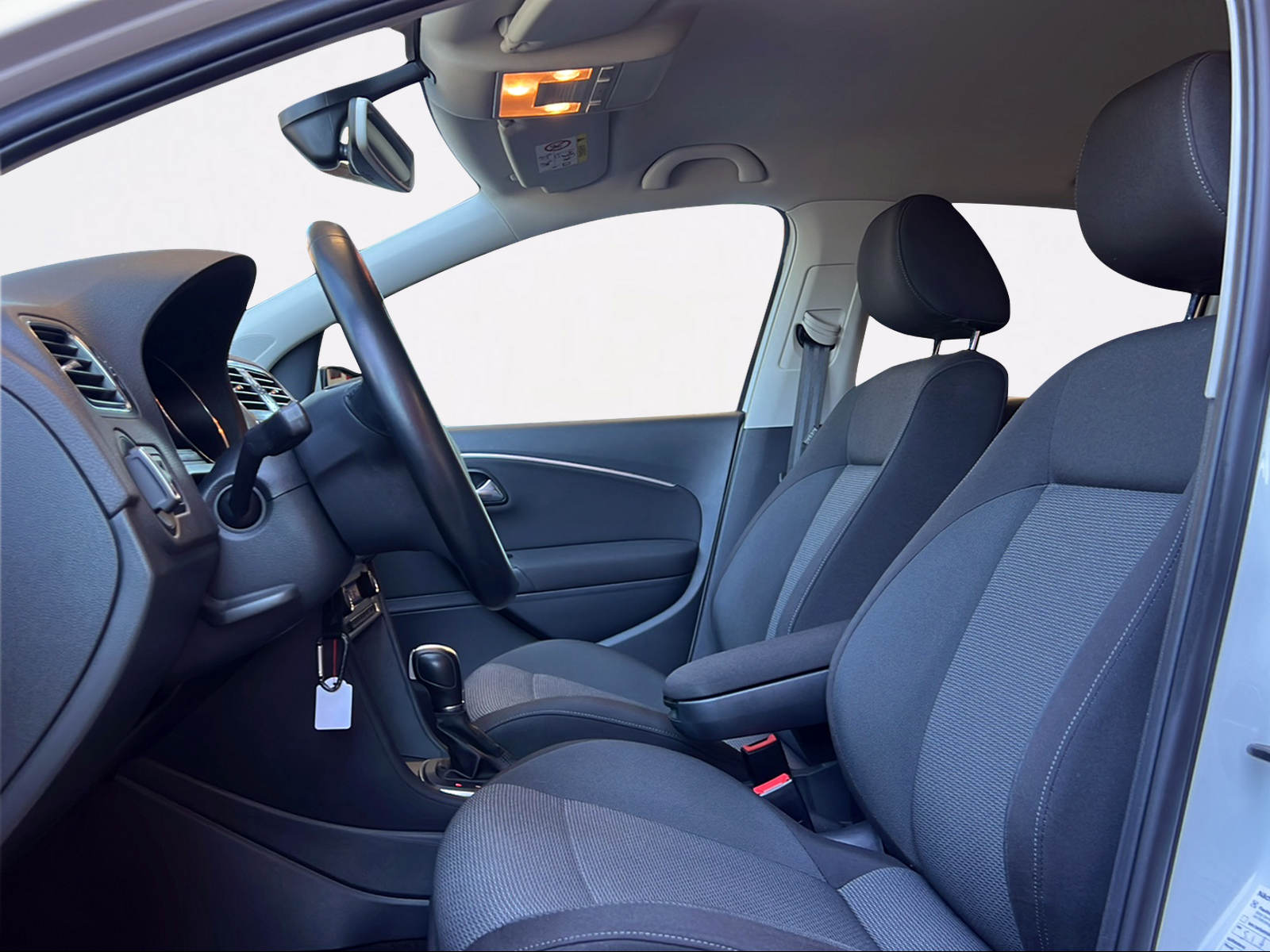 VW Polo 1.0 TSI BMT Highline DSG-image-6