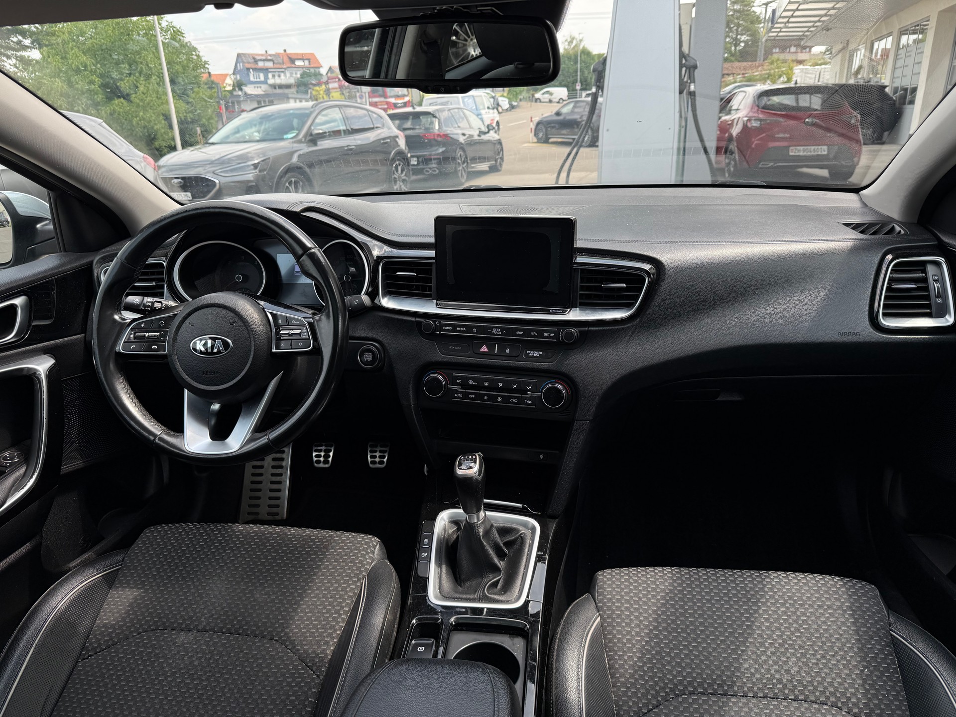KIA Ceed Sportswagon 1.6 CRDi Style-image-11