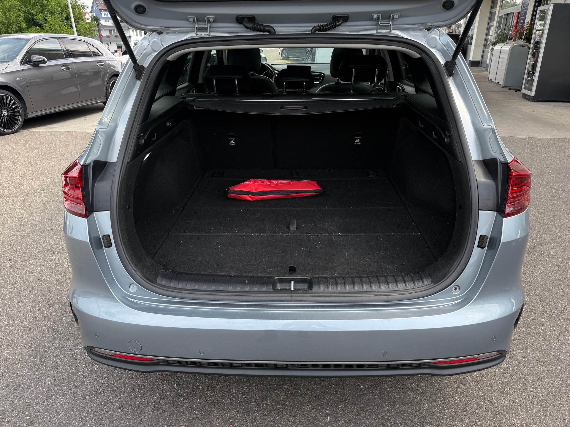 KIA Ceed Sportswagon 1.6 CRDi Style-image-12