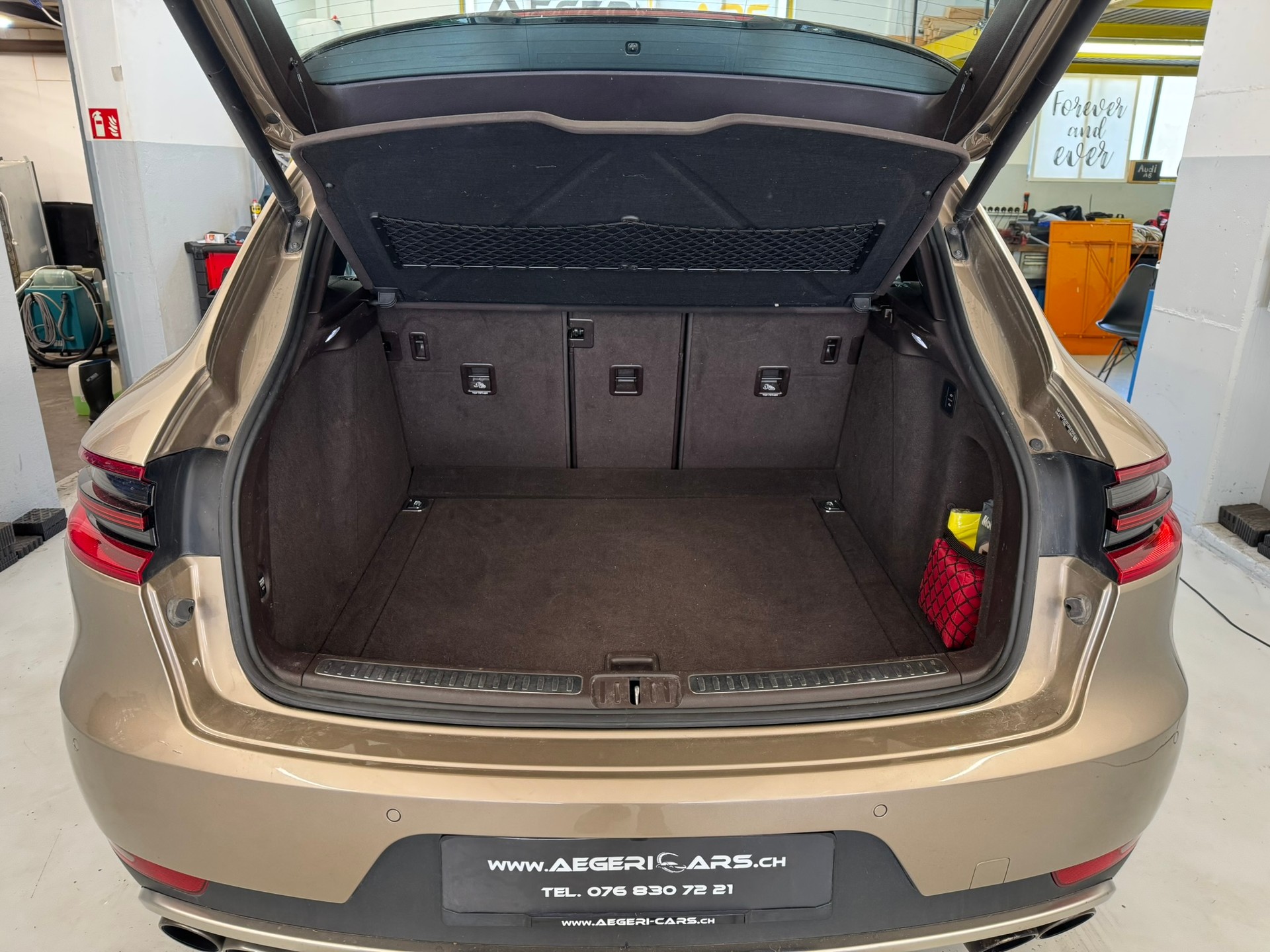 PORSCHE Macan S PDK-image-5