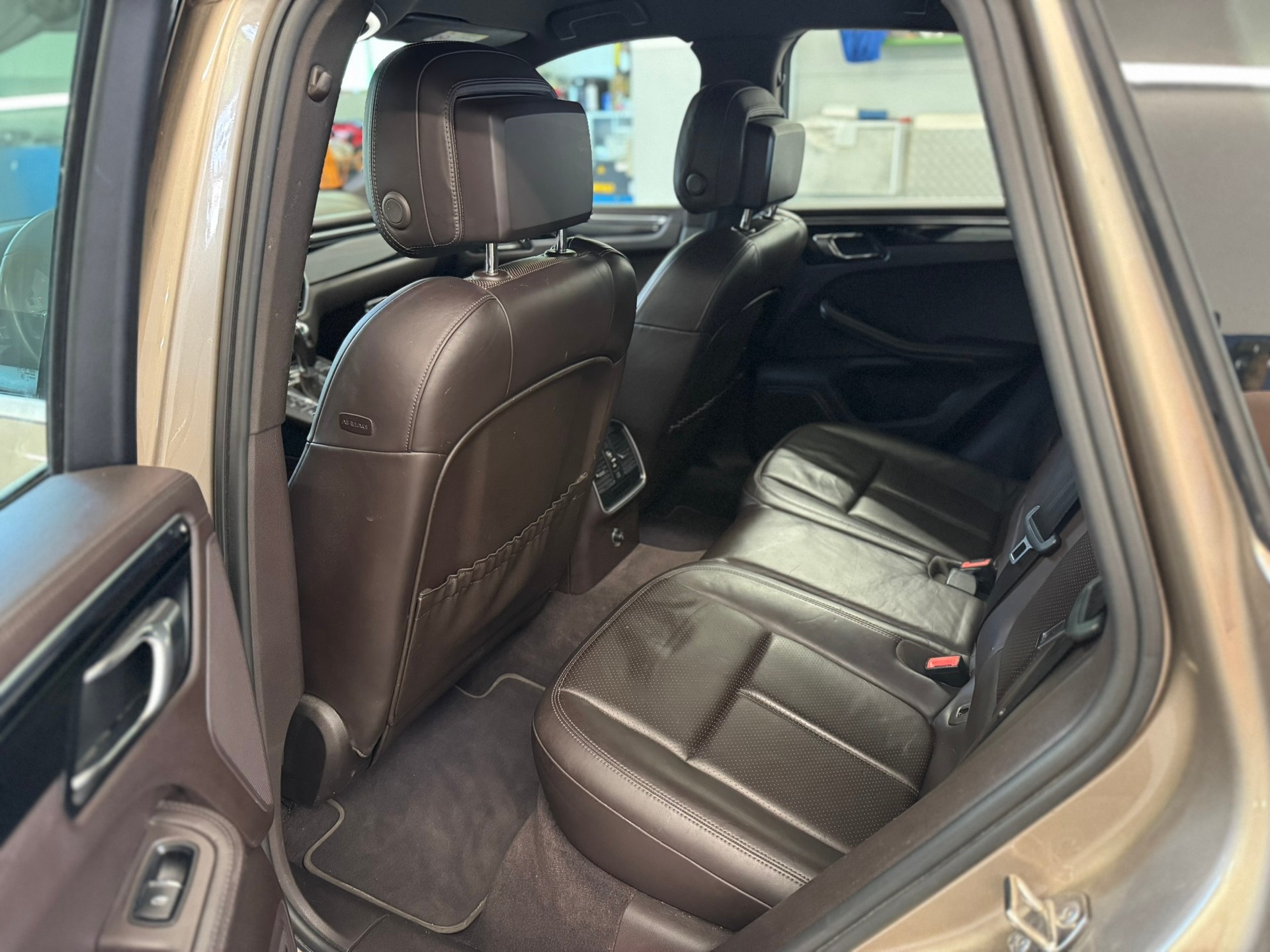 PORSCHE Macan S PDK-image-12