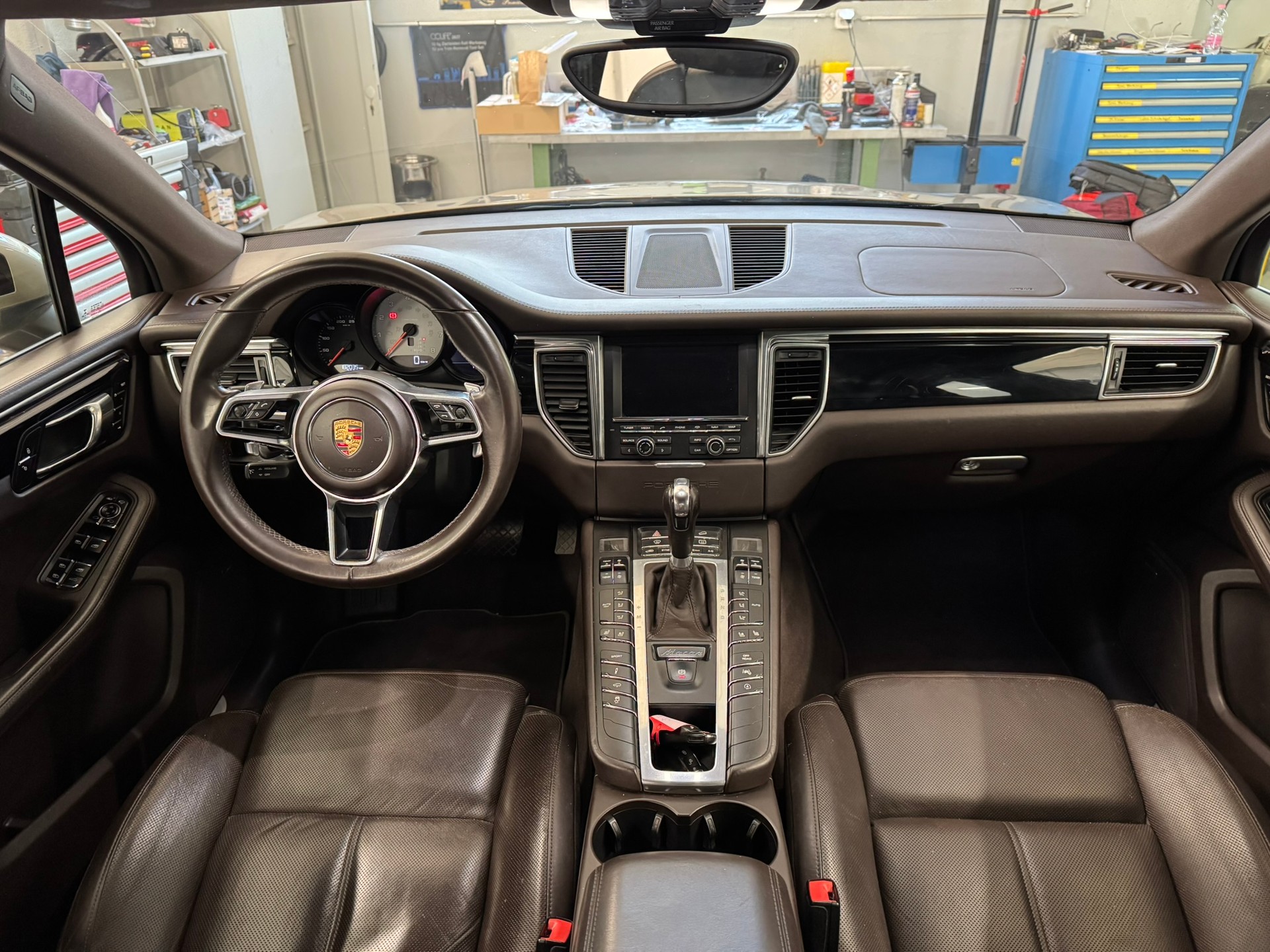 PORSCHE Macan S PDK-image-6