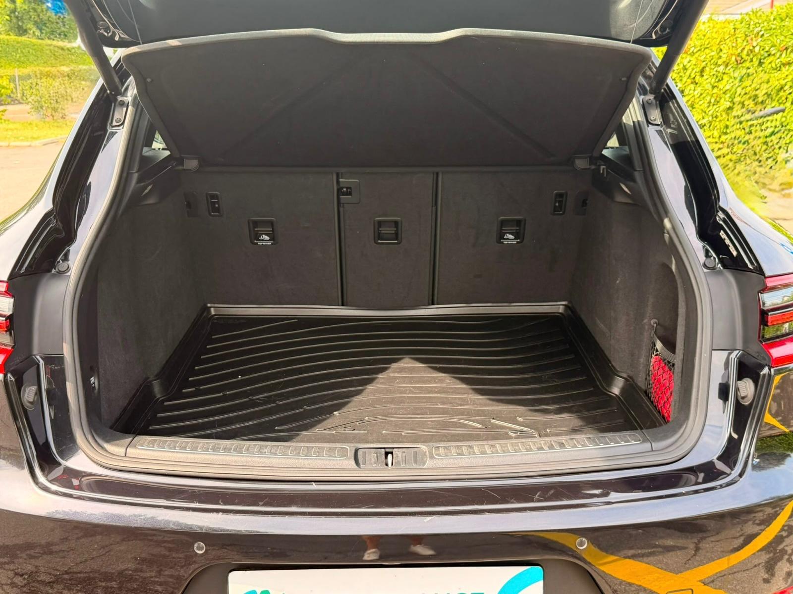 PORSCHE Macan S Diesel PDK-image-26