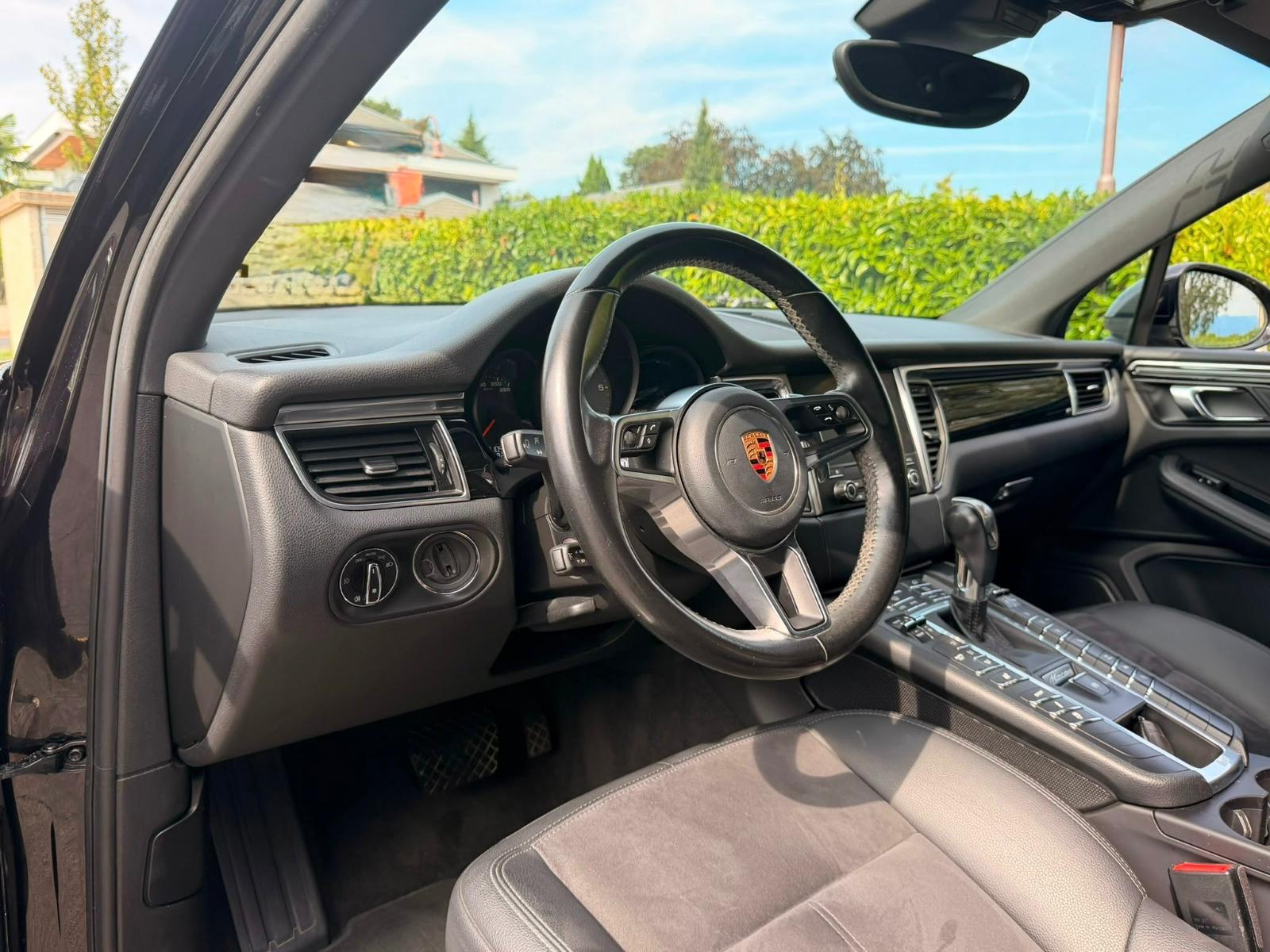 PORSCHE Macan S Diesel PDK-image-9