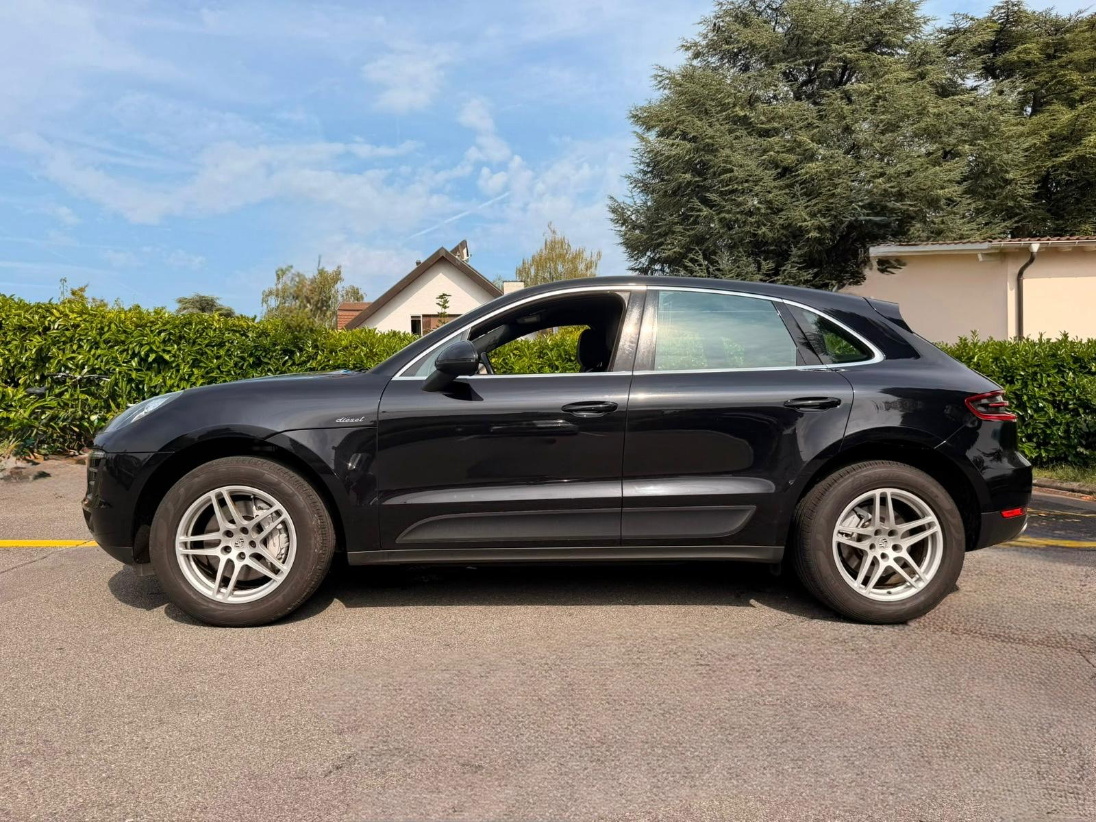 PORSCHE Macan S Diesel PDK-image-2