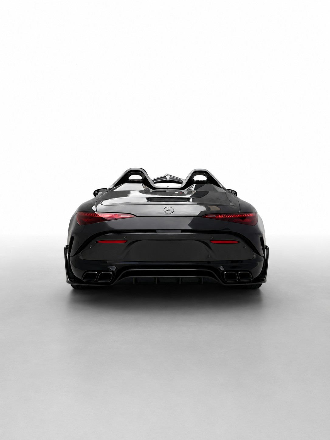 MERCEDES-BENZ 1 von 250: Mercedes-AMG PureSpeed „MYTHOS Series“ – Formel 1 für die Strasse-image-8